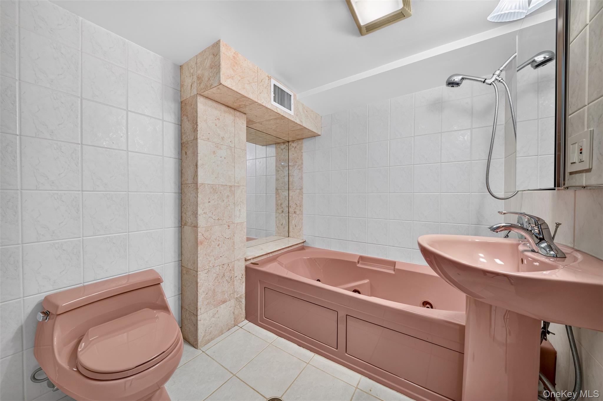 Single Family Francis Lewis Boulevard Queens, NY 11364, MLS-1055890-16
