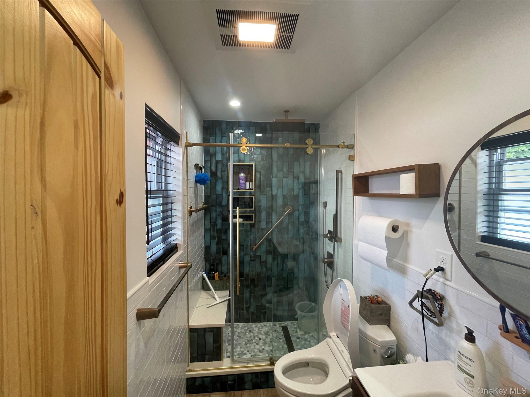 Single Family 250th Street  Queens, NY 11426, MLS-1055892-14
