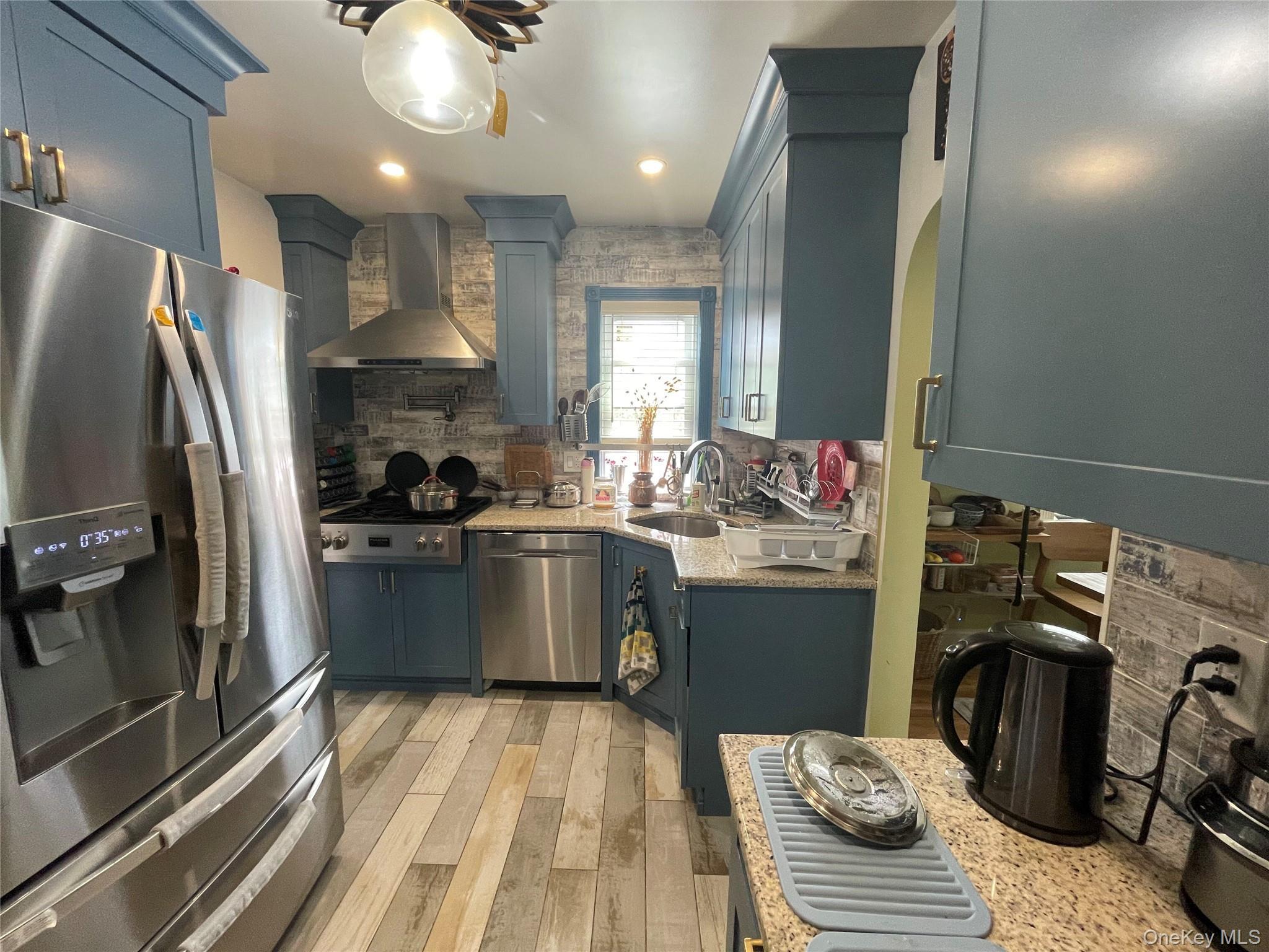 Single Family 250th Street  Queens, NY 11426, MLS-1055892-20