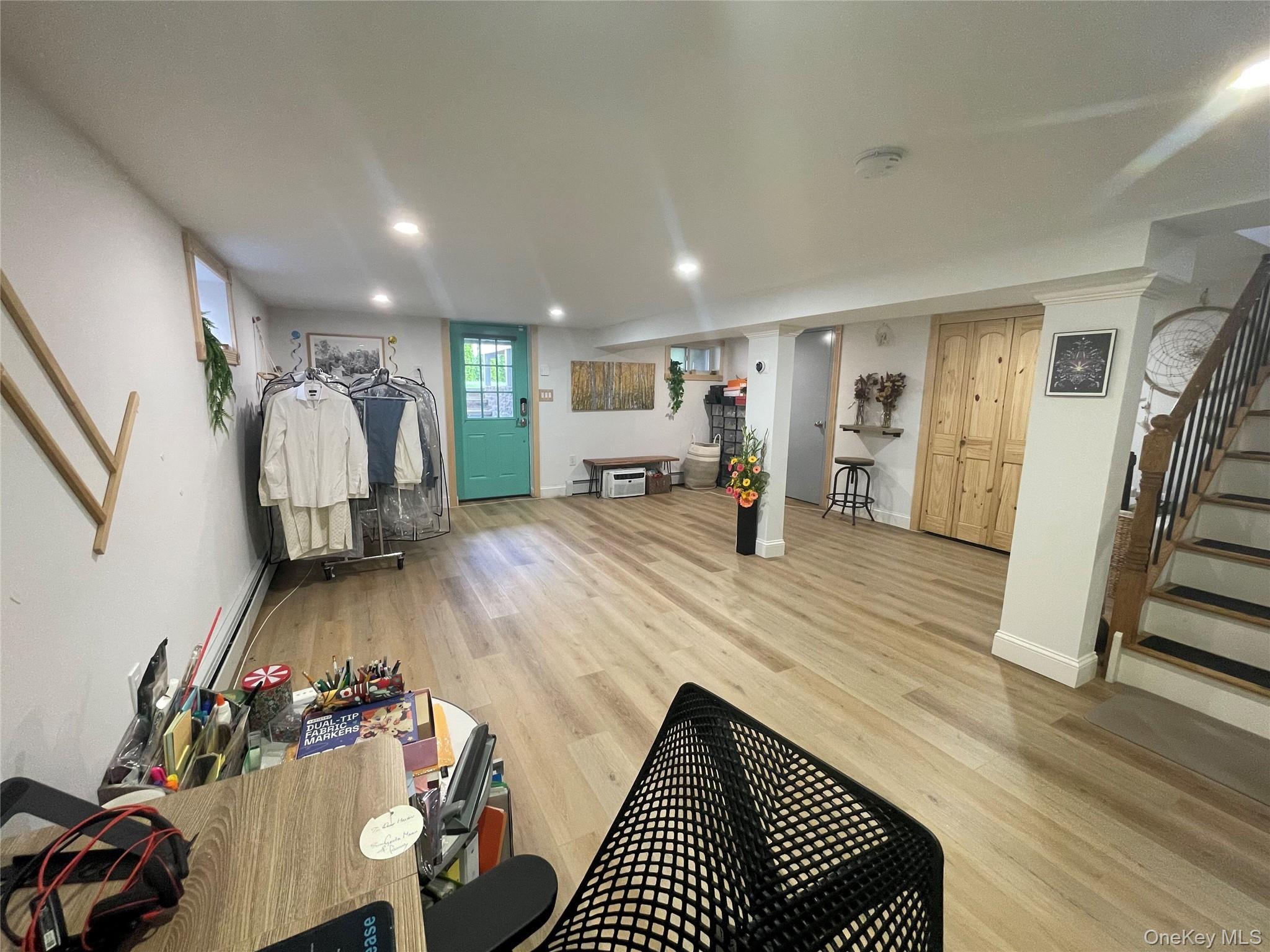 Single Family 250th Street  Queens, NY 11426, MLS-1055892-22