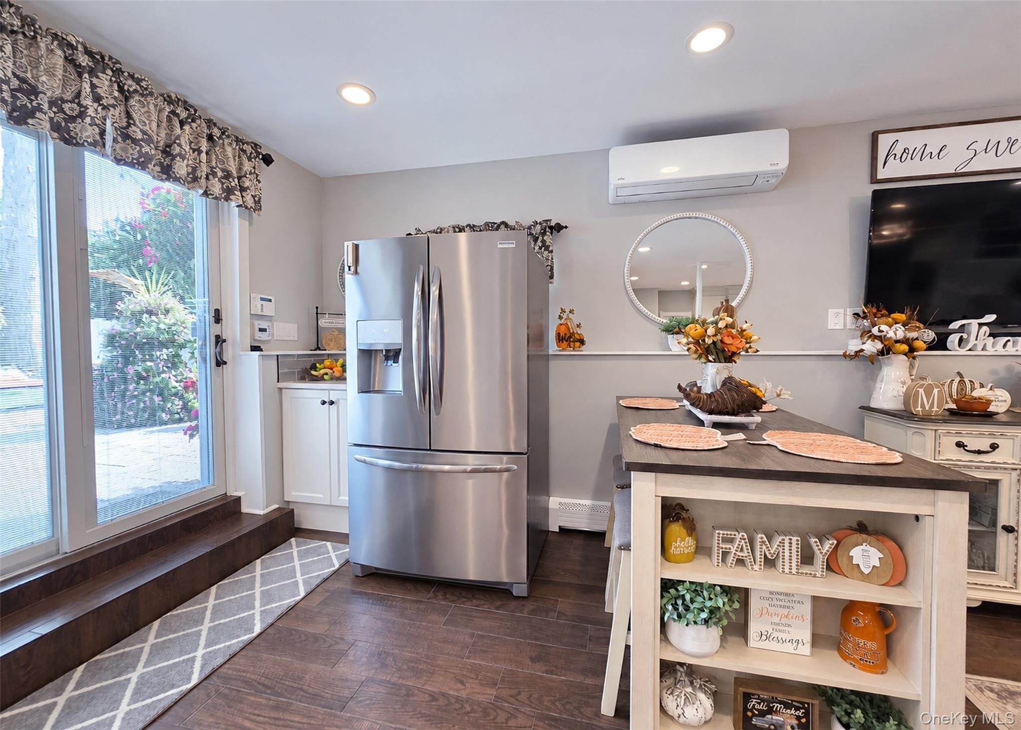 Single Family Park Avenue  Suffolk County, NY 11720, MLS-1055898-27