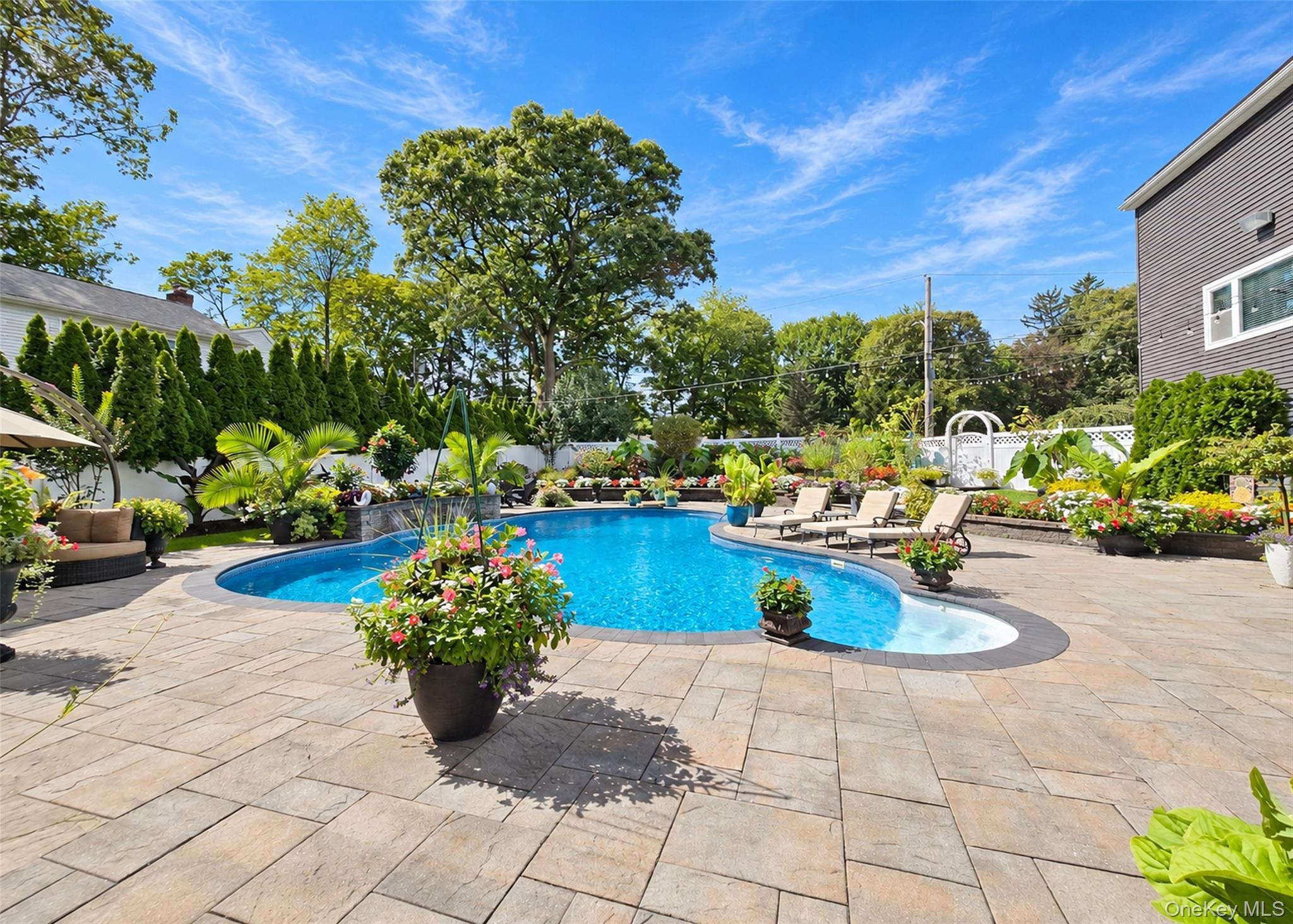 Single Family Park Avenue  Suffolk County, NY 11720, MLS-1055898-37