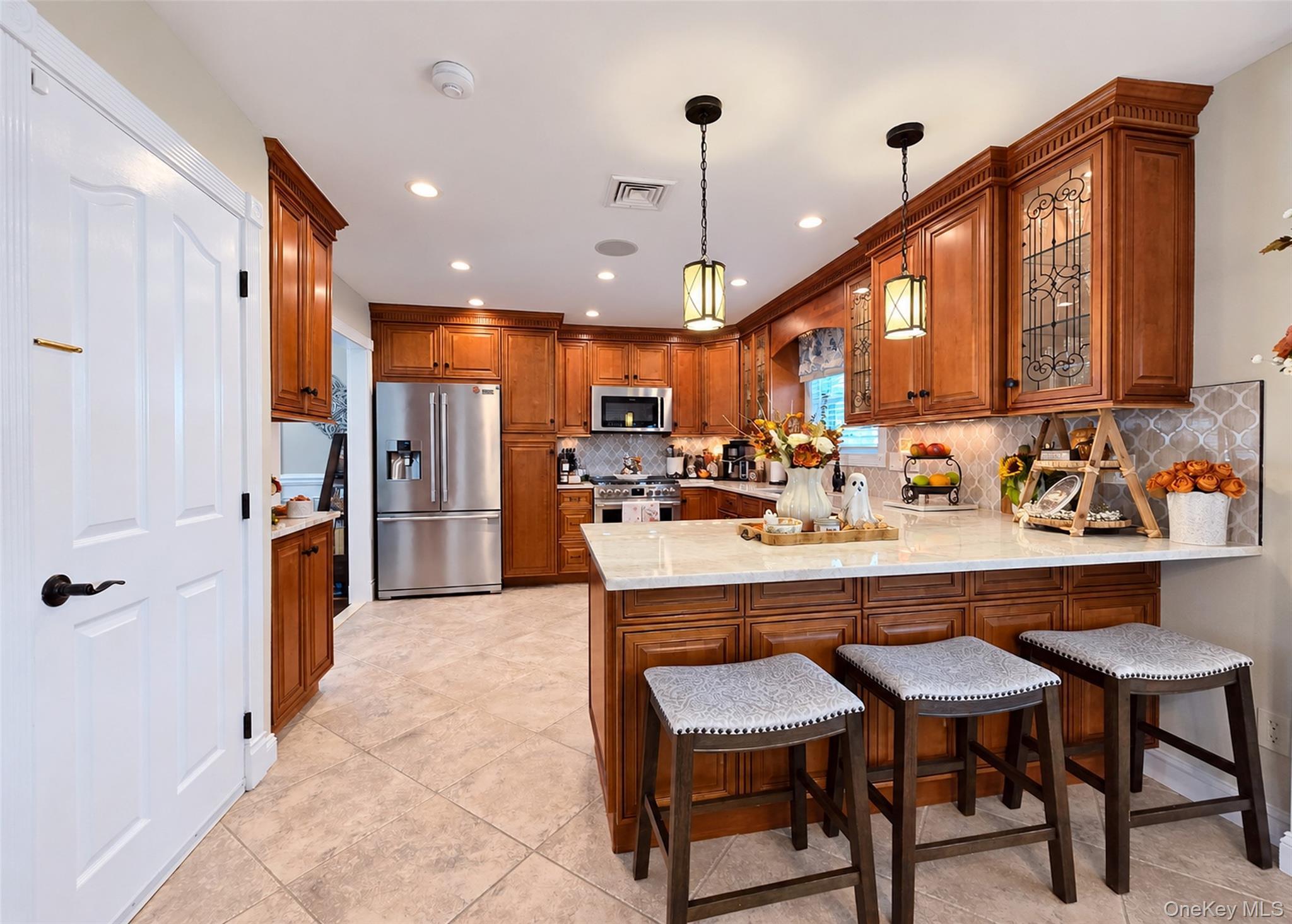 Single Family Park Avenue  Suffolk County, NY 11720, MLS-1055898-8
