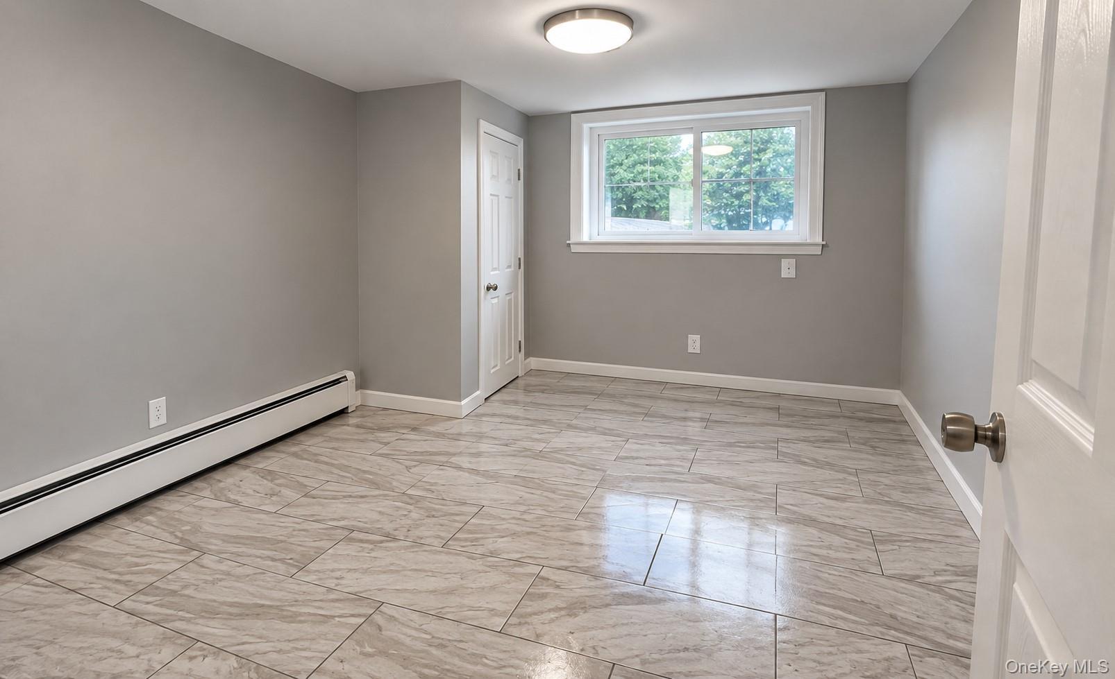 Single Family Swinton Avenue Bronx, NY 10465, MLS-1055901-12