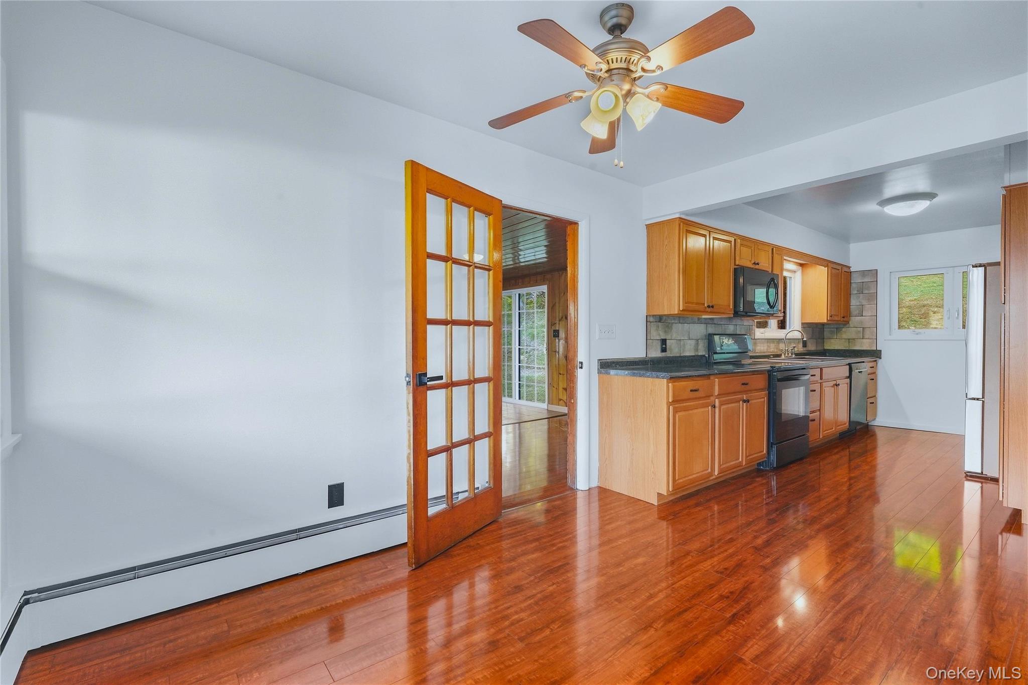 Single Family Linderman Avenue Ulster County, NY 12401, MLS-1055930-16