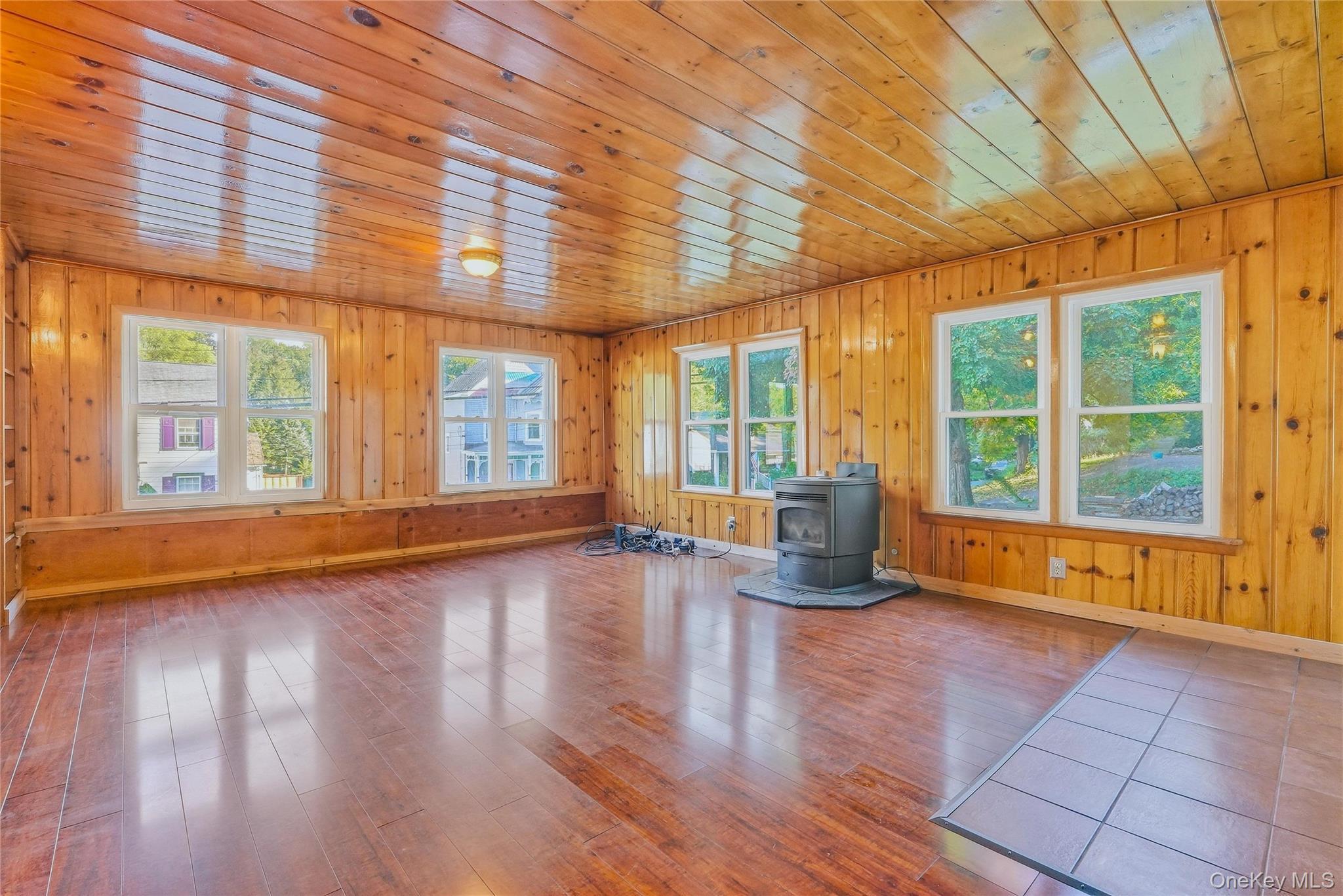Single Family Linderman Avenue Ulster County, NY 12401, MLS-1055930-18
