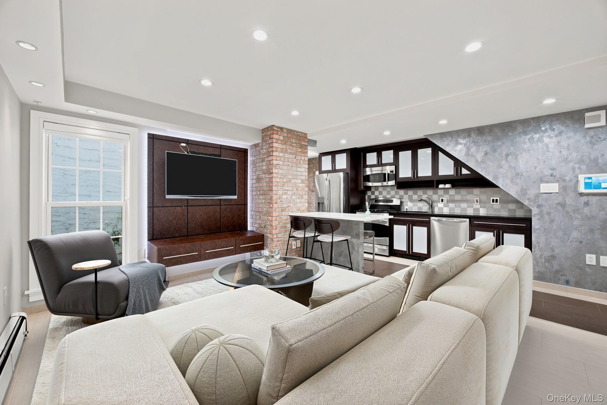 Single Family Hazen Street Queens, NY 11370, MLS-1055931-16