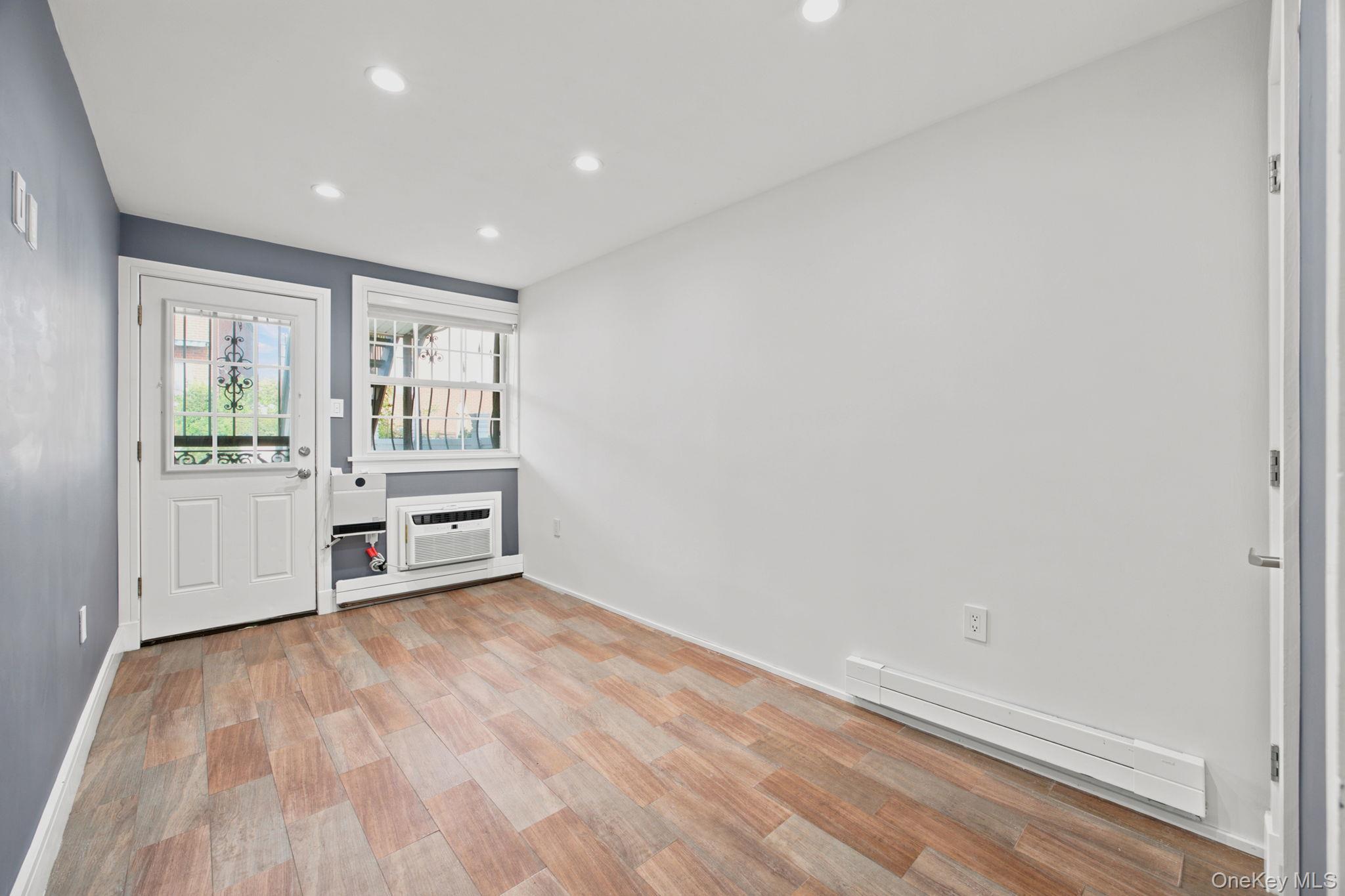 Single Family Hazen Street Queens, NY 11370, MLS-1055931-23