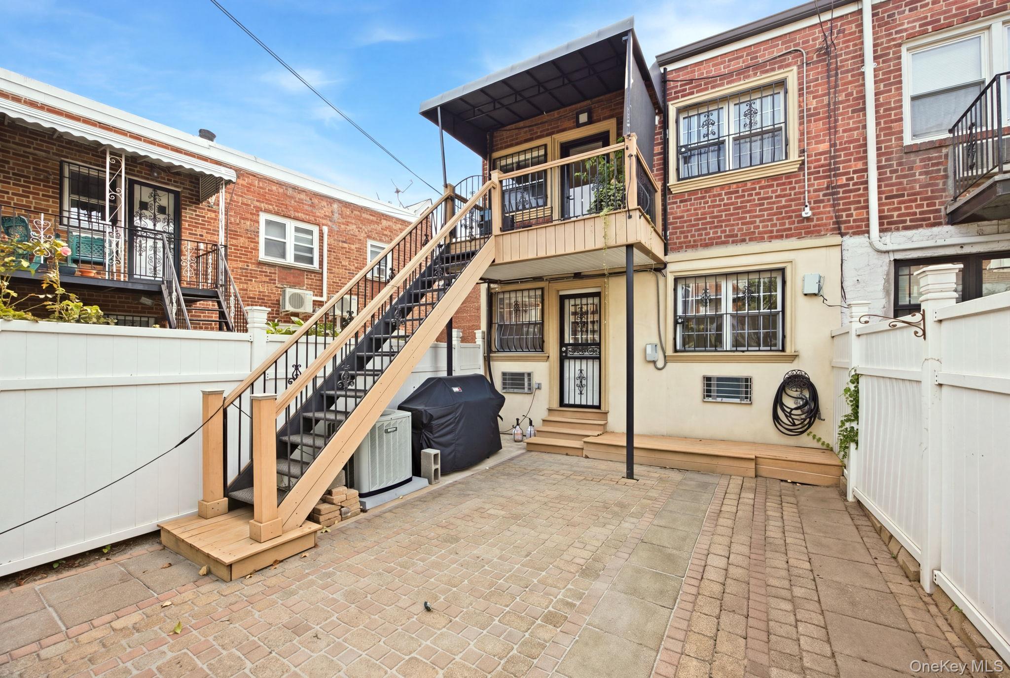 Single Family Hazen Street Queens, NY 11370, MLS-1055931-25