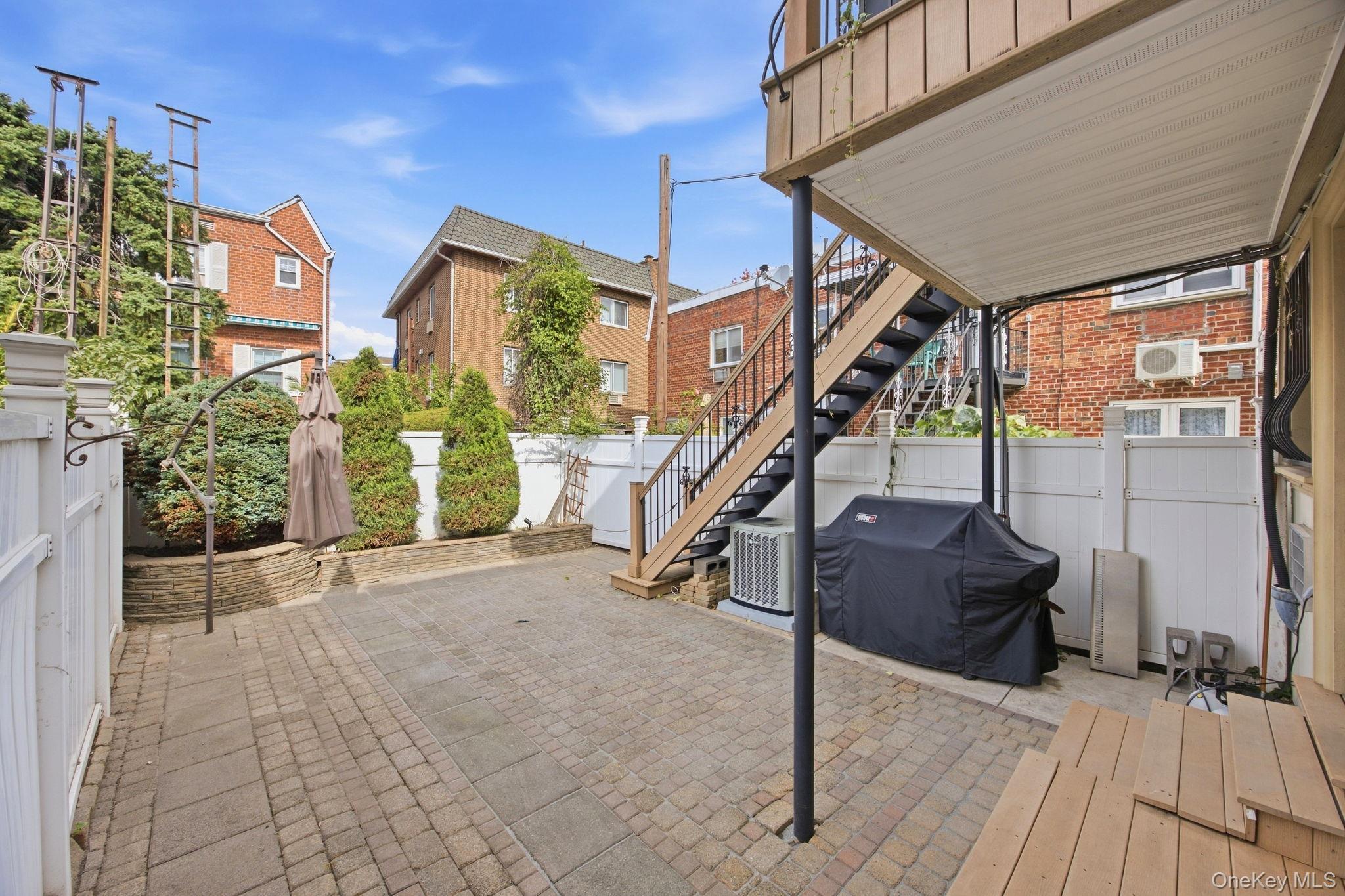 Single Family Hazen Street Queens, NY 11370, MLS-1055931-26