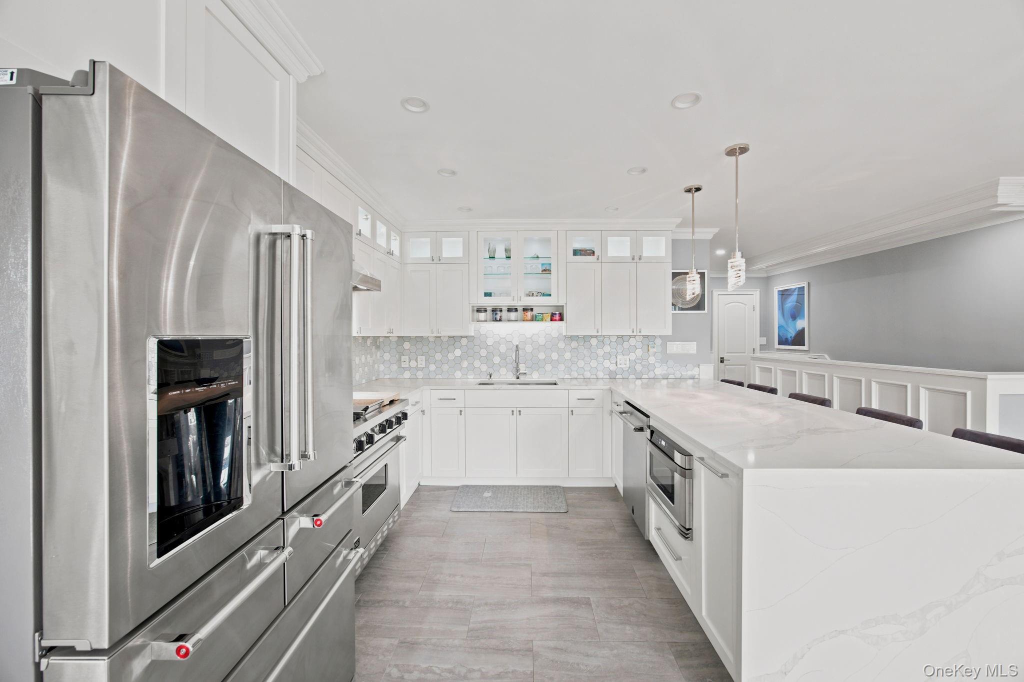 Single Family Hazen Street Queens, NY 11370, MLS-1055931-6