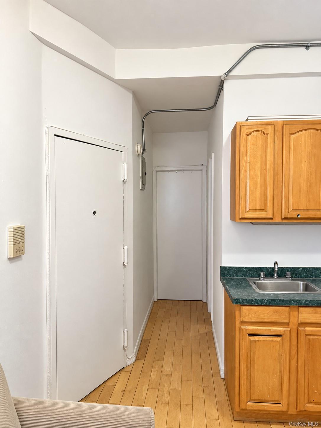Apartment Eldridge Street  Manhattan, NY 10002, MLS-1055943-6