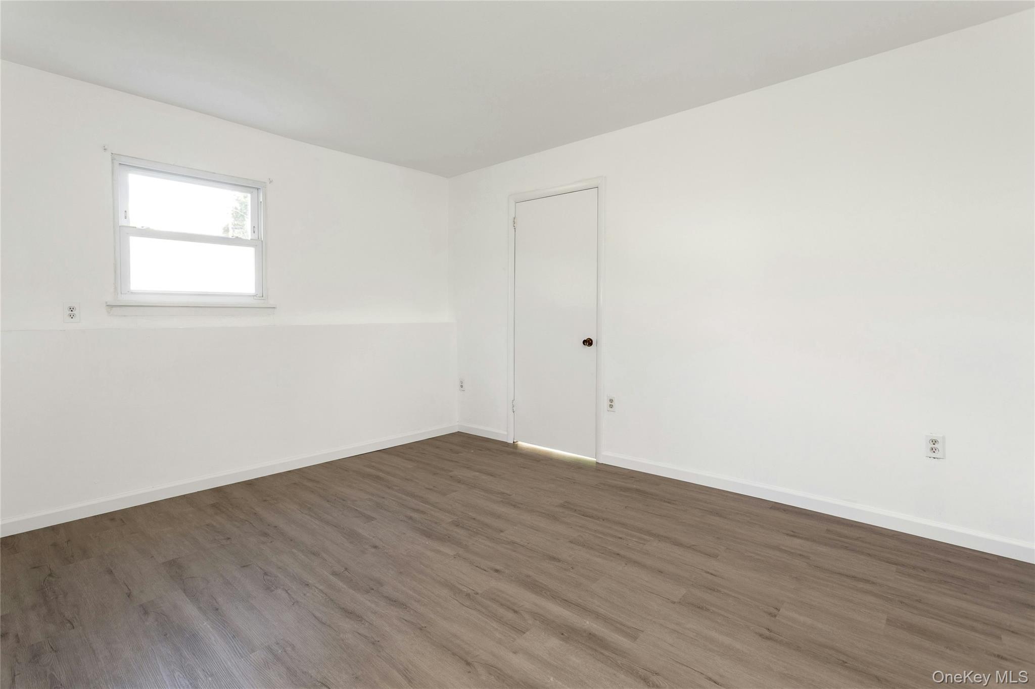 Single Family Barbara Lane Dutchess County, NY 12590, MLS-1055952-17