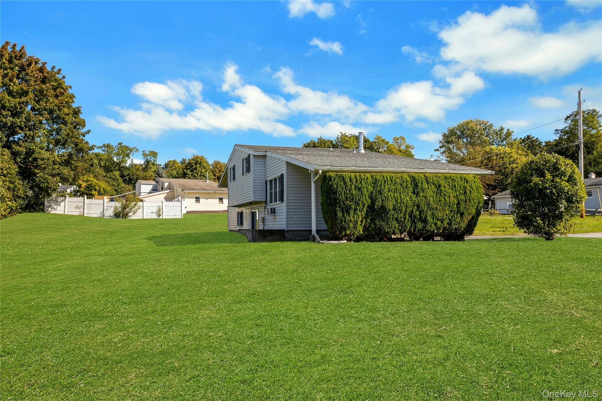 Single Family Barbara Lane Dutchess County, NY 12590, MLS-1055952-25