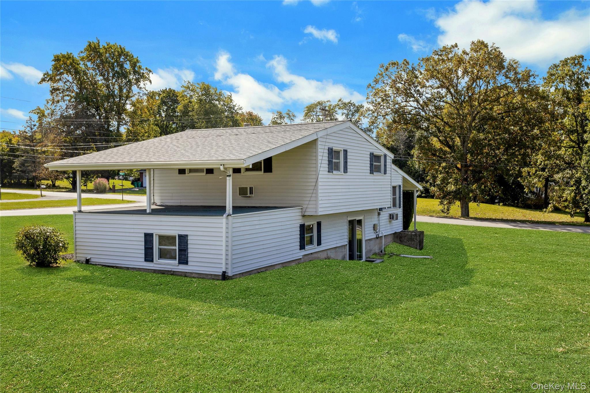 Single Family Barbara Lane  Dutchess County, NY 12590, MLS-1055952-26