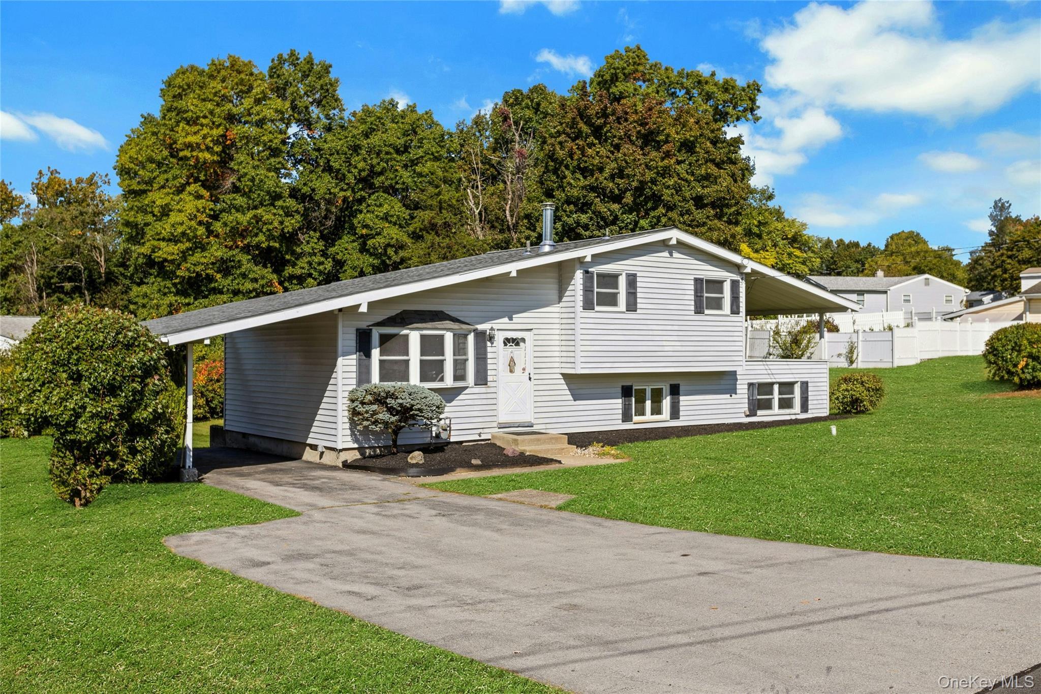 Single Family Barbara Lane Dutchess County, NY 12590, MLS-1055952-4