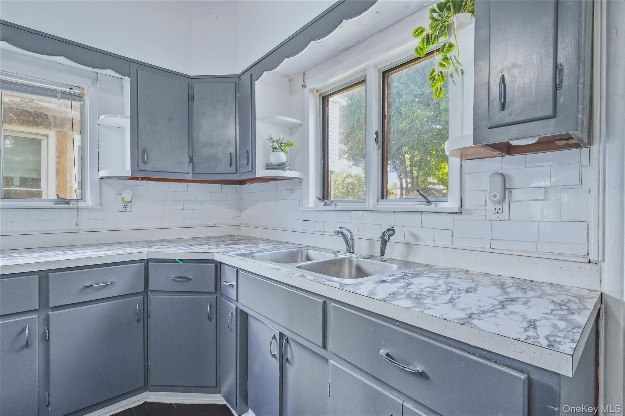 Single Family Foxhall Avenue  Ulster County, NY 12401, MLS-1055975-8