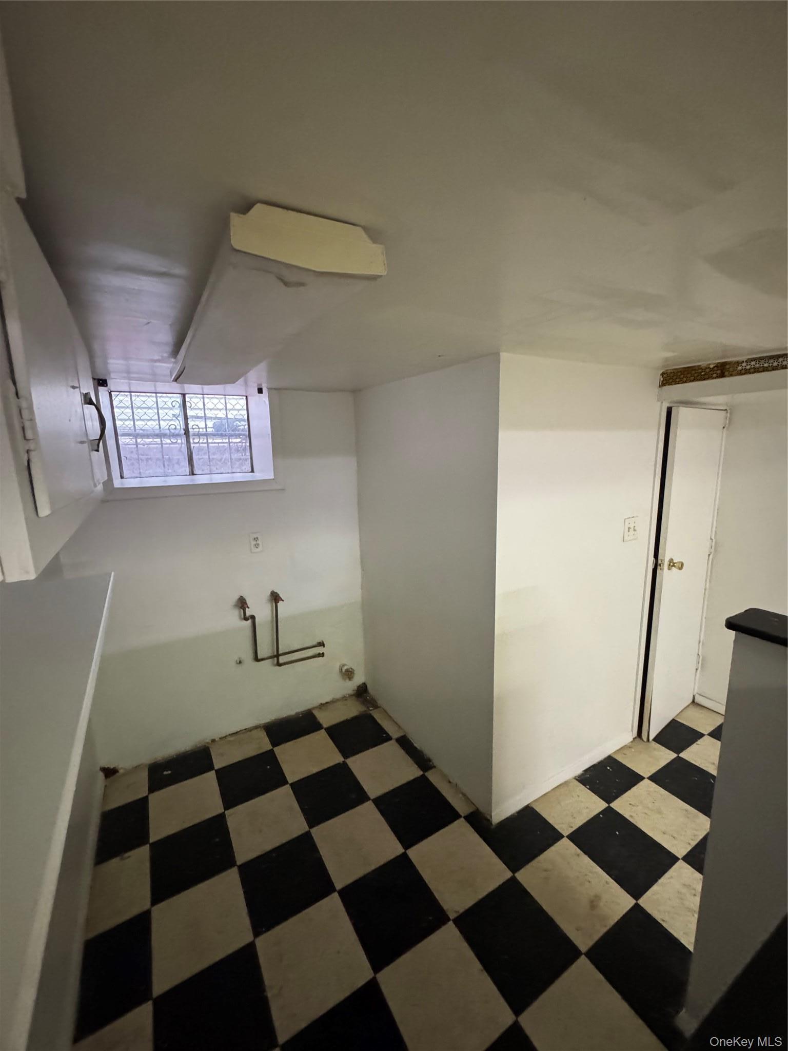Single Family N Oak Drive  Bronx, NY 10467, MLS-1055977-22