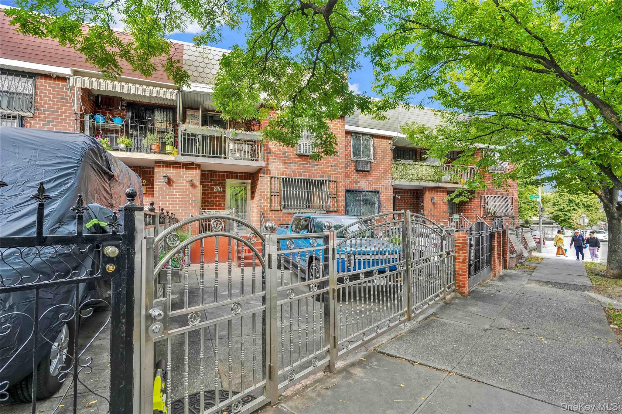 Single Family Home Street  Bronx, NY 10459, MLS-1055987-14