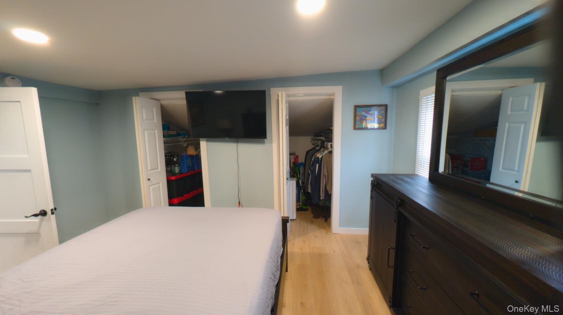 Single Family 33 Debra Ct.  Dutchess County, NY 12601, MLS-1056004-11