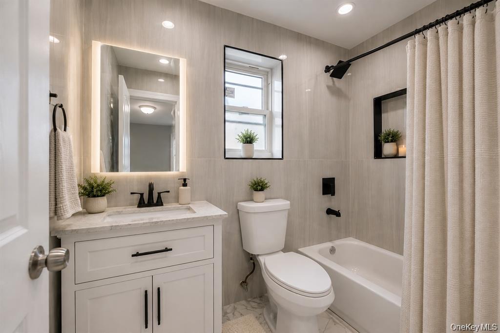 Single Family 234th Street Queens, NY 11422, MLS-1056010-8