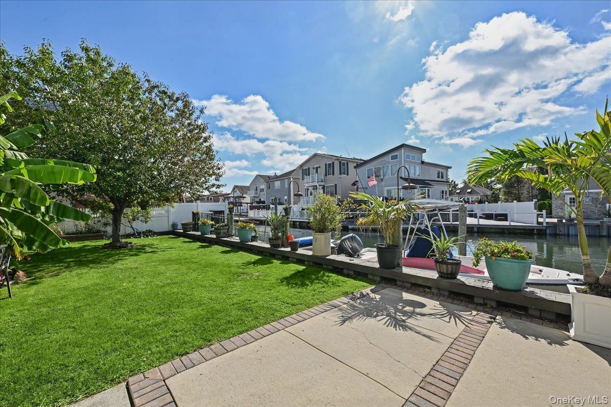 Single Family Arthur Street  Nassau County, NY 11510, MLS-1056028-33