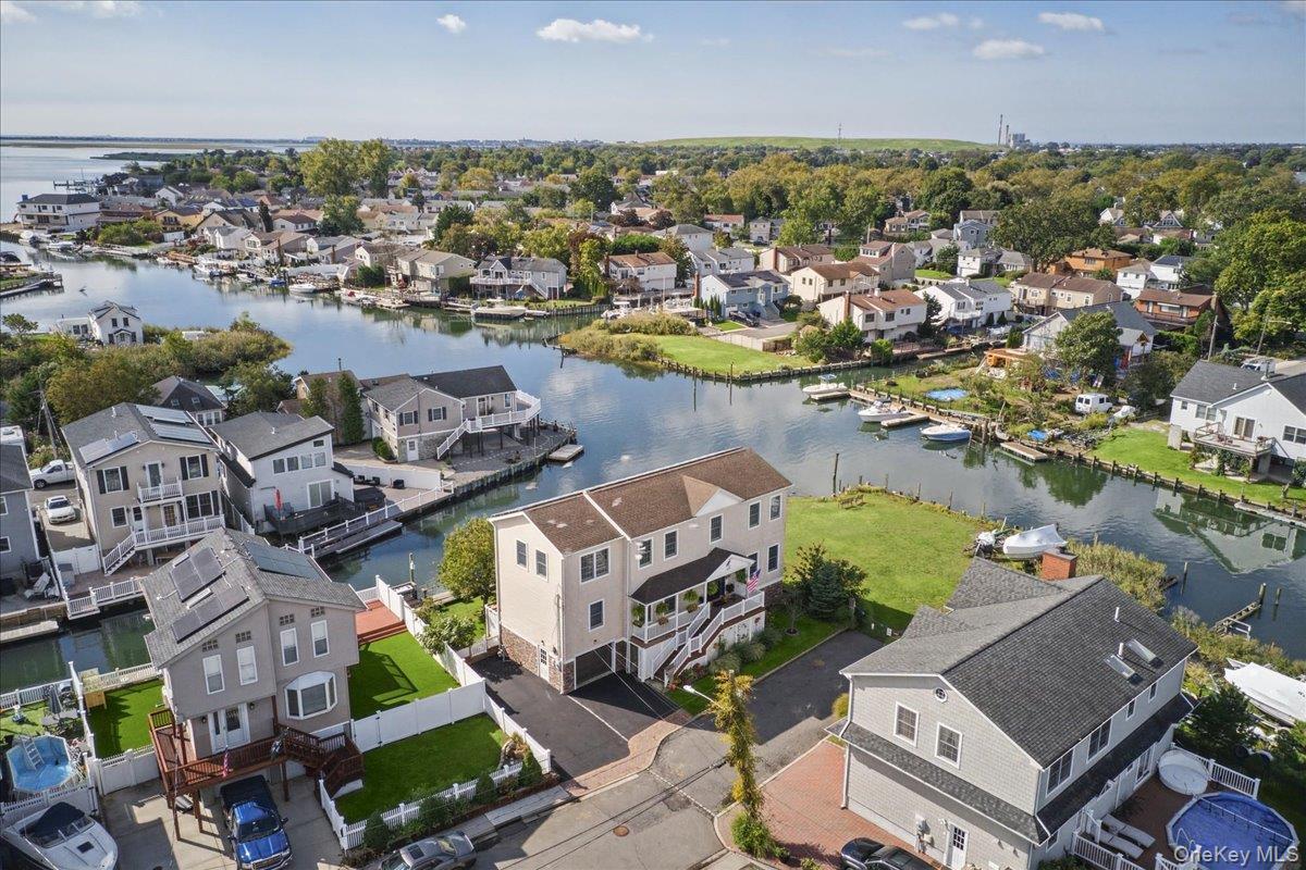 Single Family Arthur Street  Nassau County, NY 11510, MLS-1056028-35