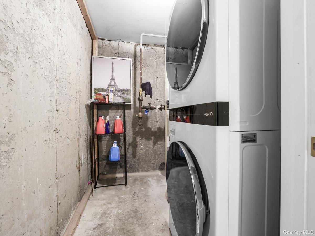 Single Family E 167th Street Bronx, NY 10456, MLS-1056034-16
