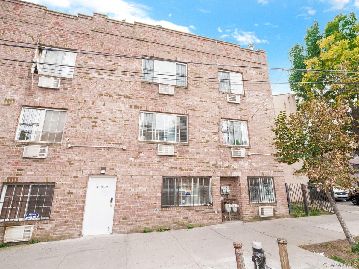 Single Family E 167th Street Bronx, NY 10456, MLS-1056034-2