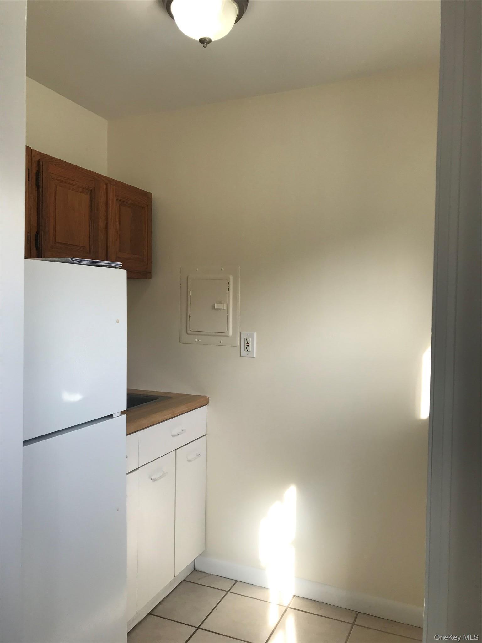 Single Family Havell Street  Westchester County, NY 10562, MLS-1056039-5