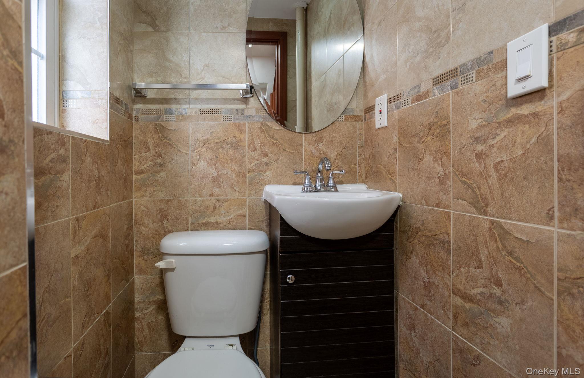 Single Family 189th Street  Queens, NY 11366, MLS-1056057-10