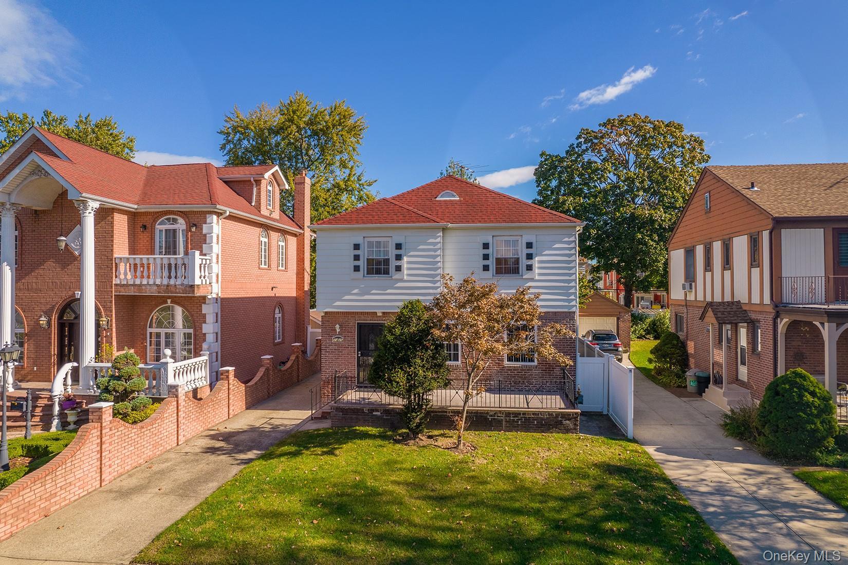 Single Family 189th Street  Queens, NY 11366, MLS-1056057-3