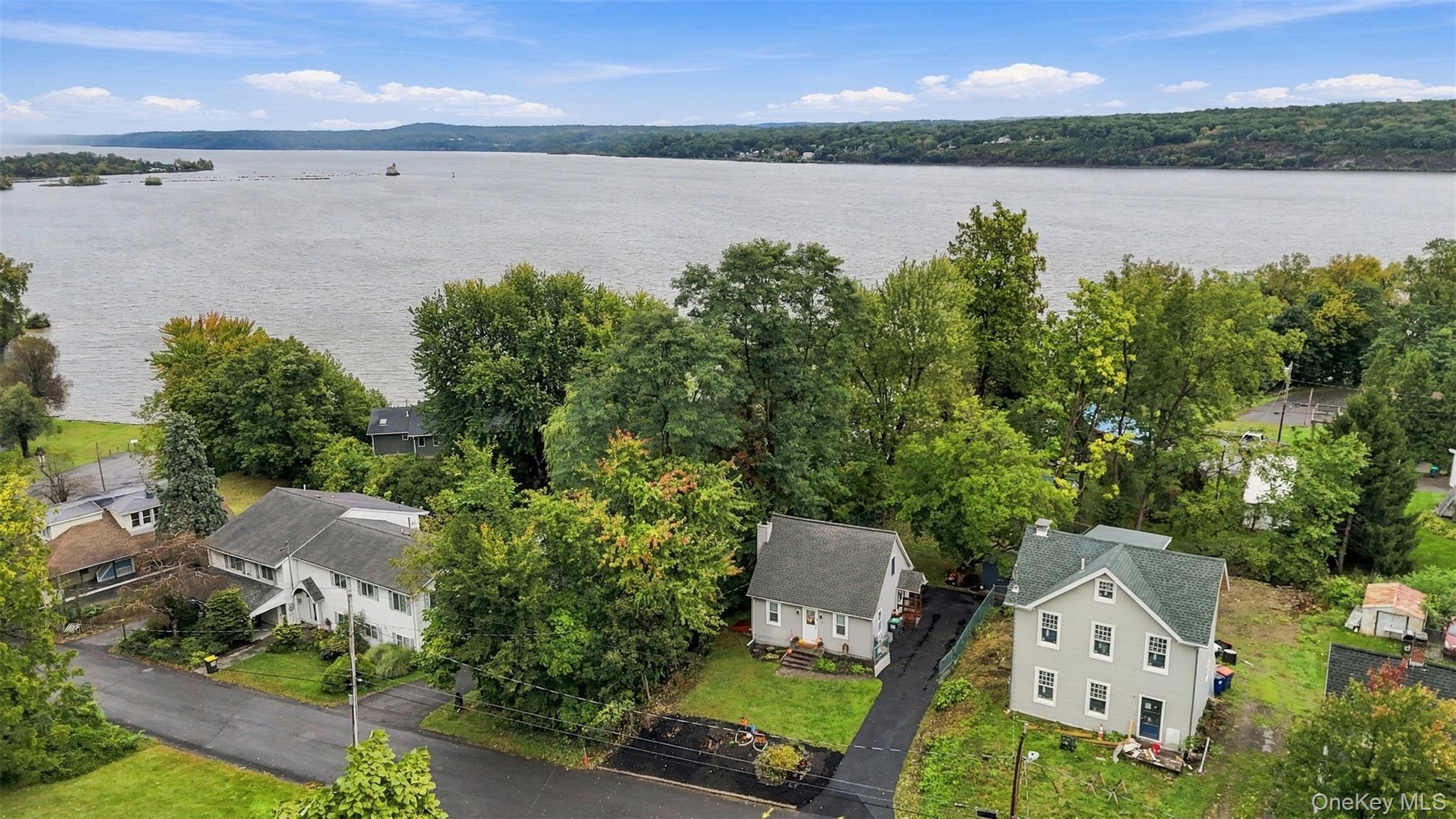 Single Family Hoyt Street Ulster County, NY 12466, MLS-1056064-2
