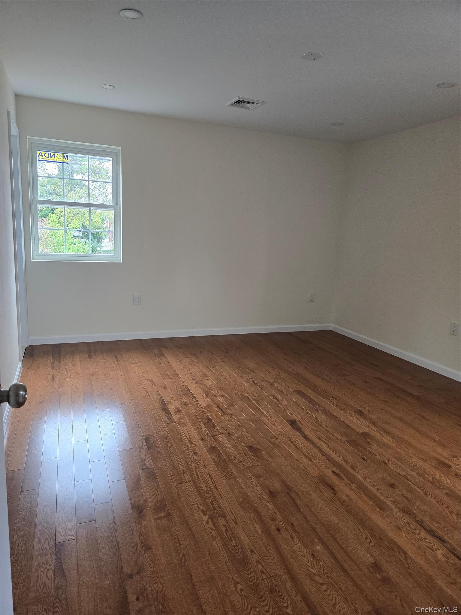 Single Family 145th Avenue Queens, NY 11413, MLS-1056066-10