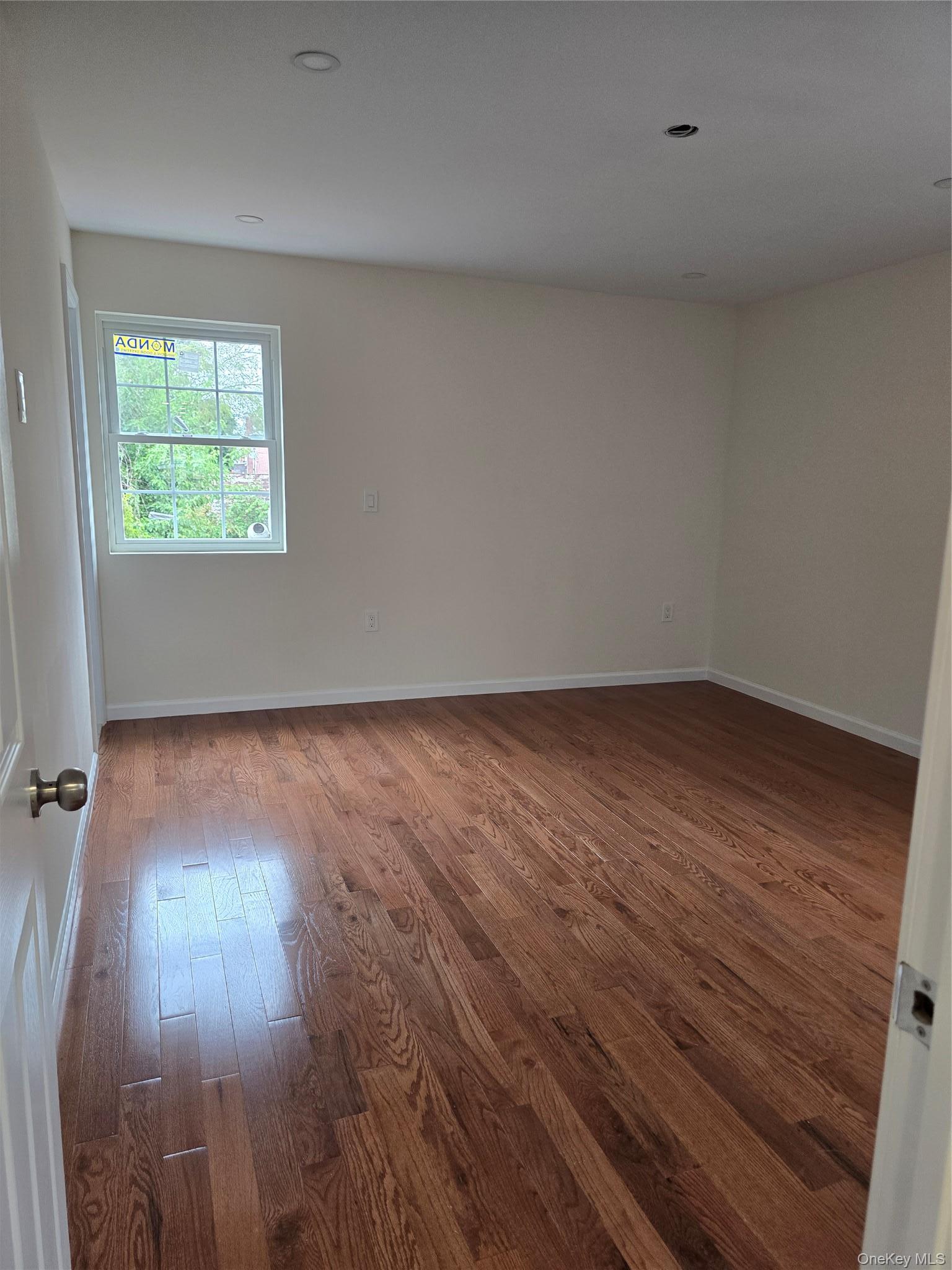 Single Family 145th Avenue Queens, NY 11413, MLS-1056066-4