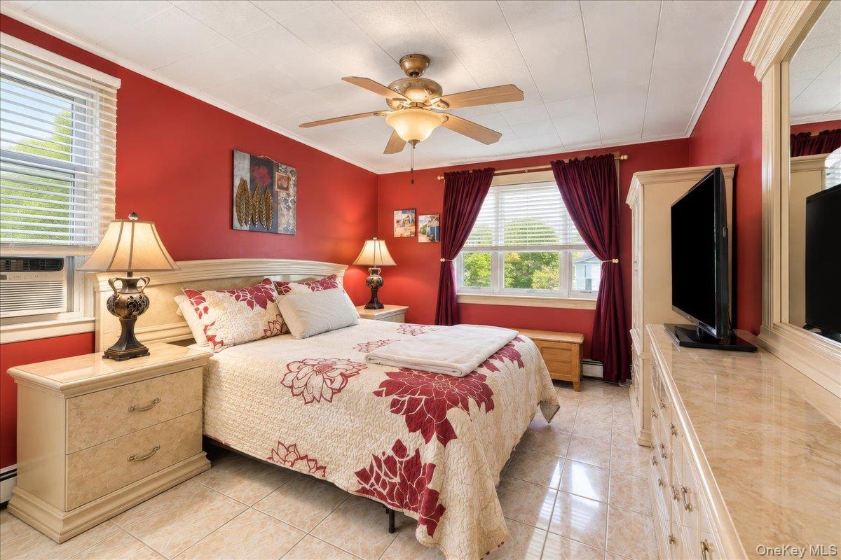 Single Family Lucerne Street  Bronx, NY 10465, MLS-1056083-11