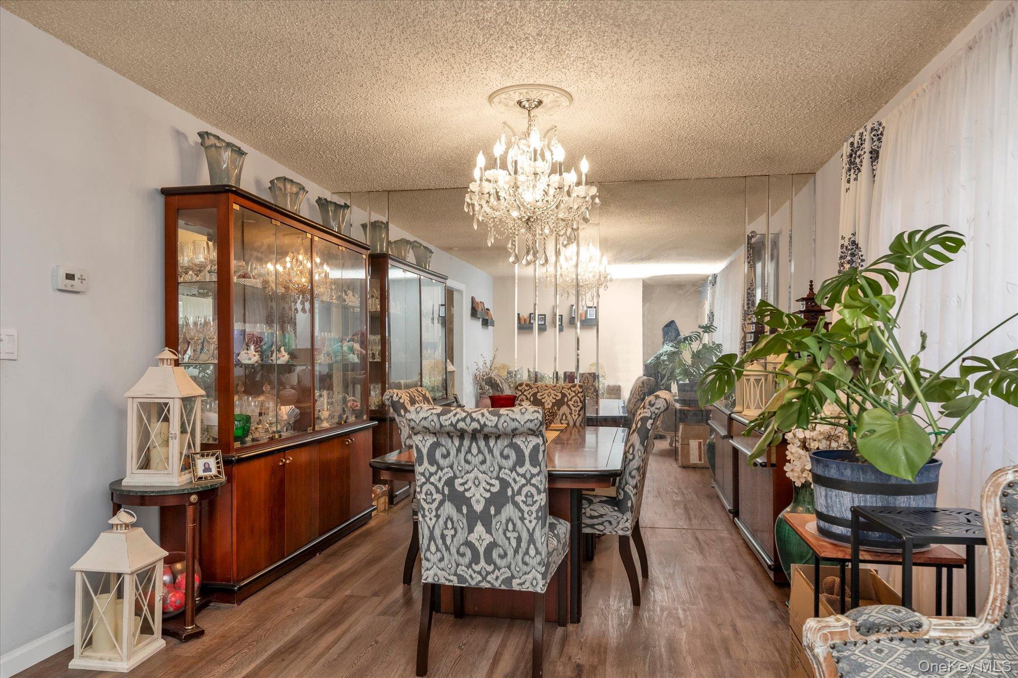 Single Family 192nd Street Queens, NY 11413, MLS-1056127-4