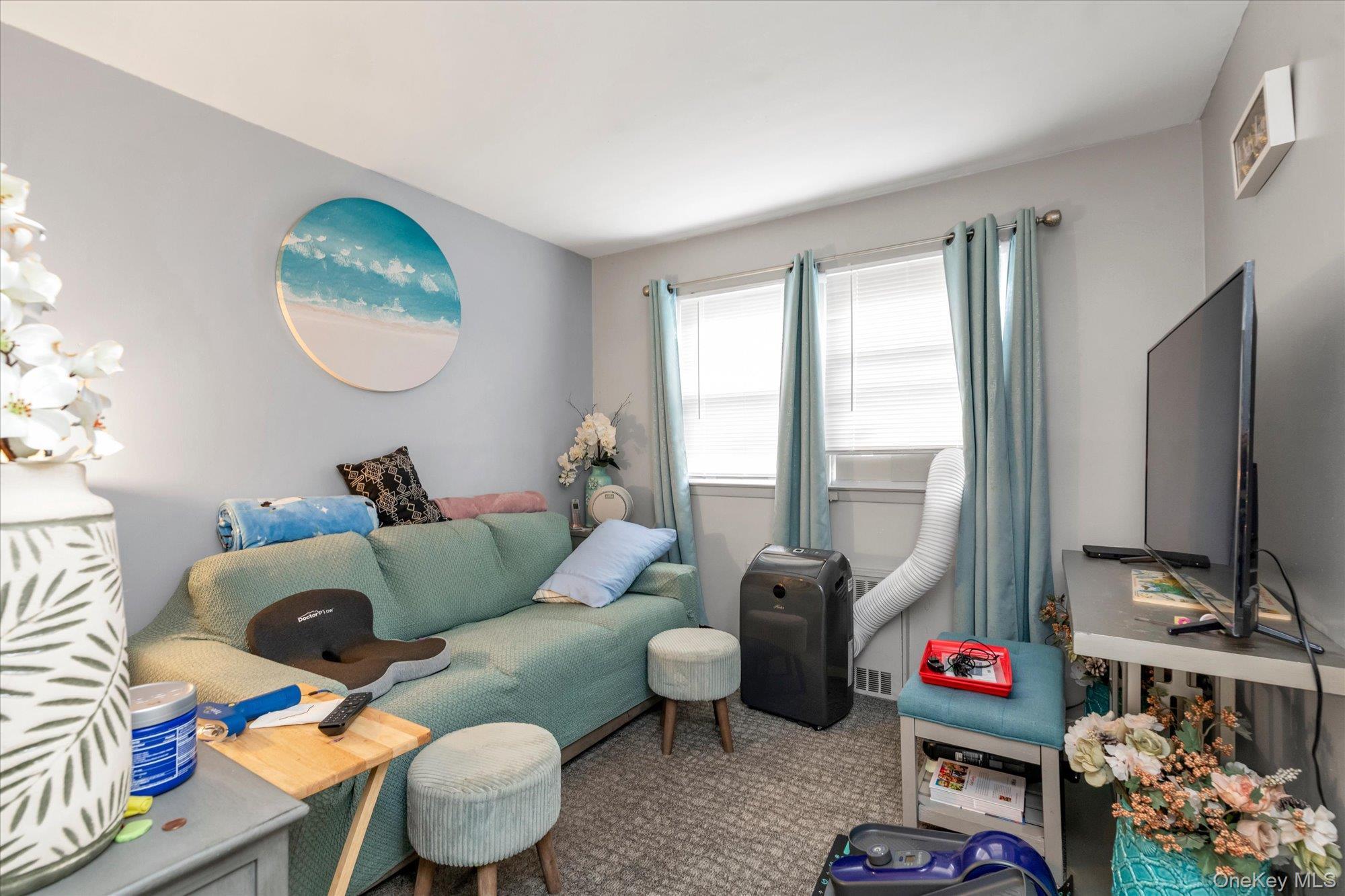 Single Family 192nd Street Queens, NY 11413, MLS-1056127-9