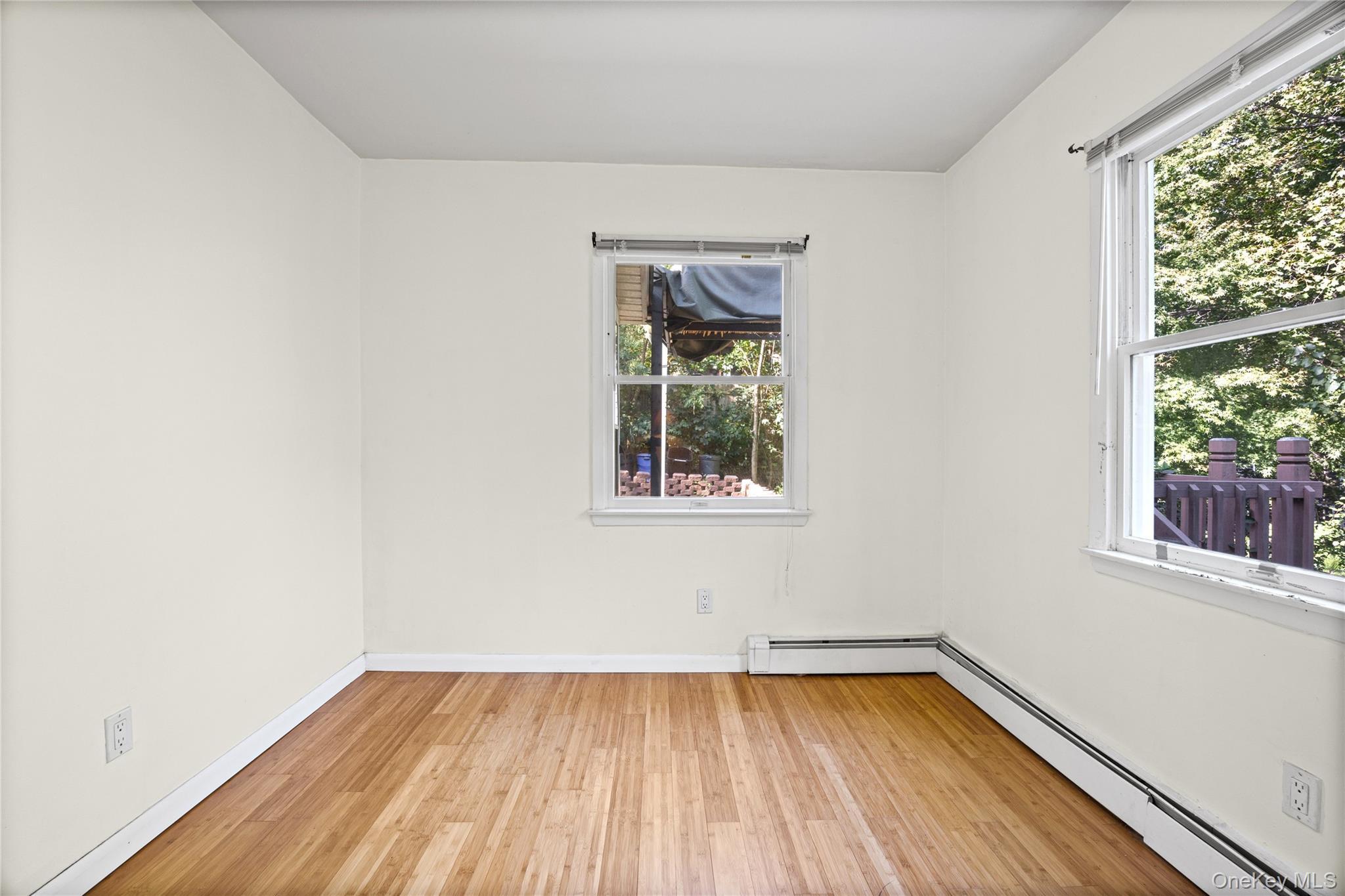 Single Family Amityville Road  Suffolk County, NY 11789, MLS-1056174-15