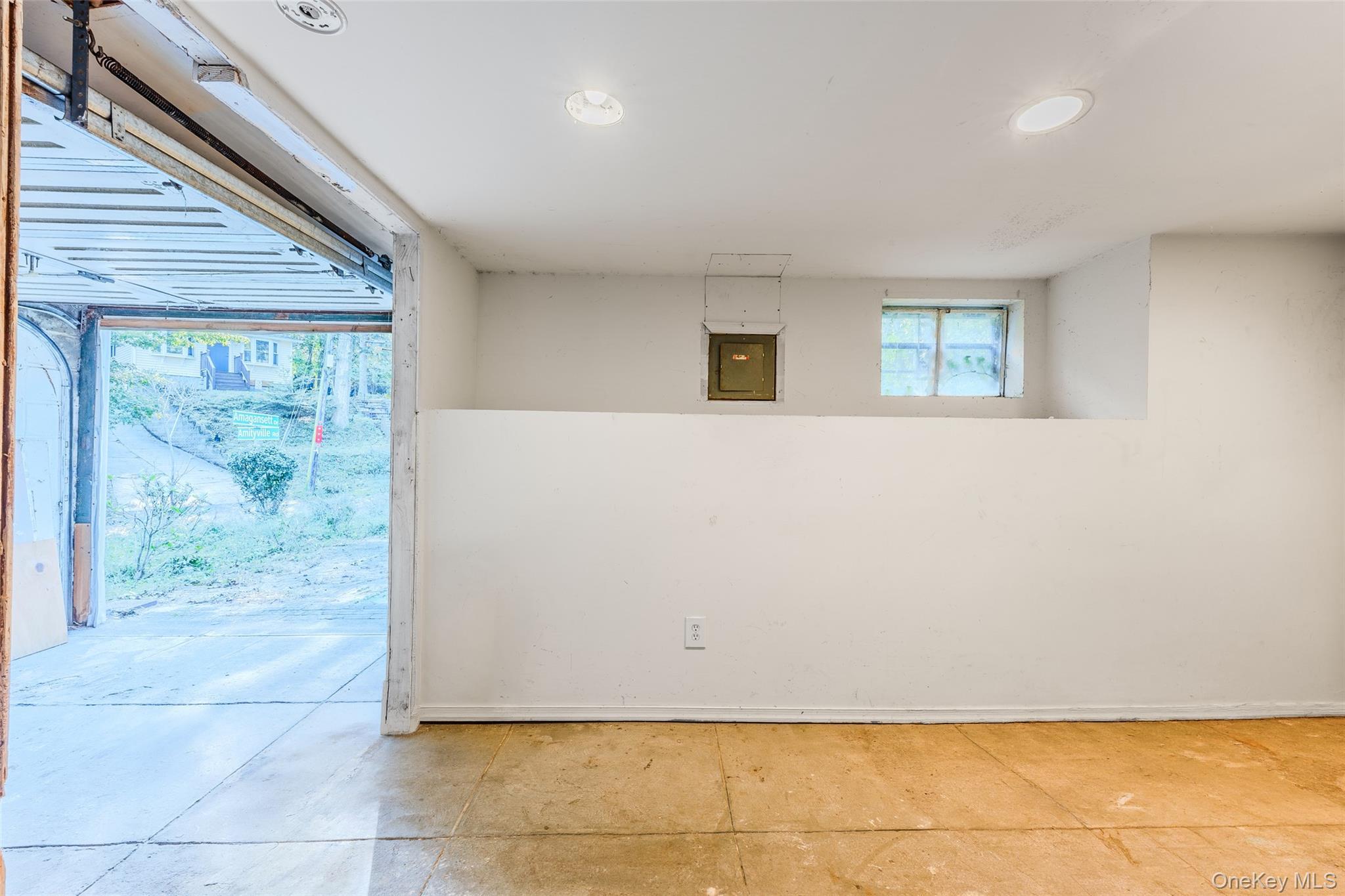 Single Family Amityville Road  Suffolk County, NY 11789, MLS-1056174-26