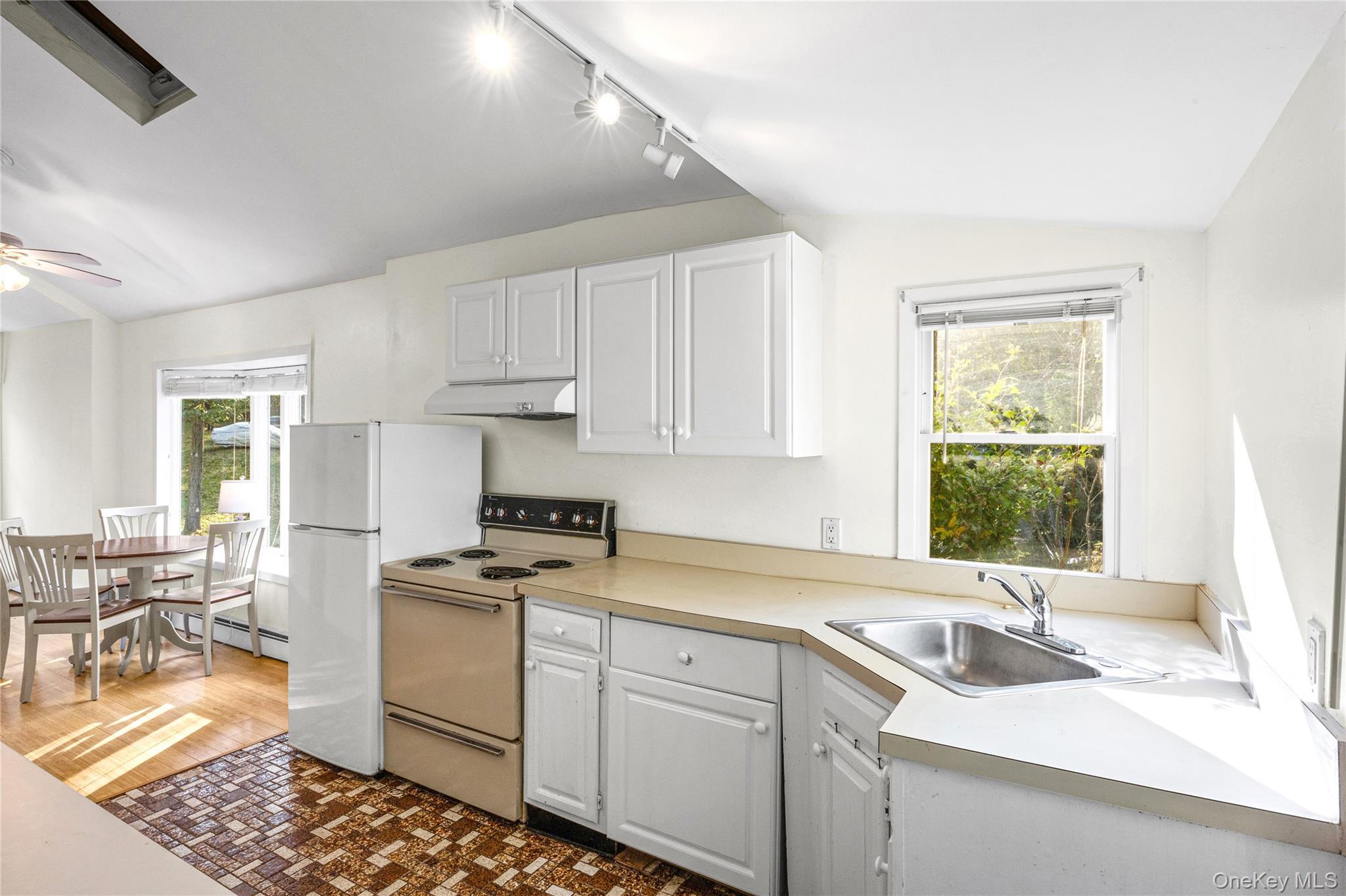 Single Family Amityville Road  Suffolk County, NY 11789, MLS-1056174-4