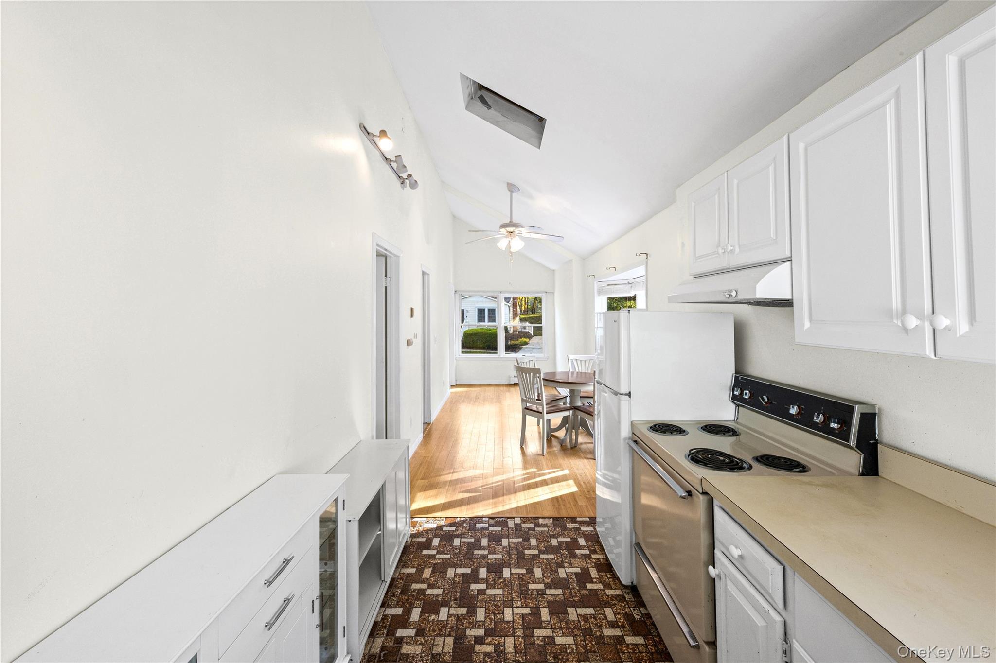 Single Family Amityville Road  Suffolk County, NY 11789, MLS-1056174-7