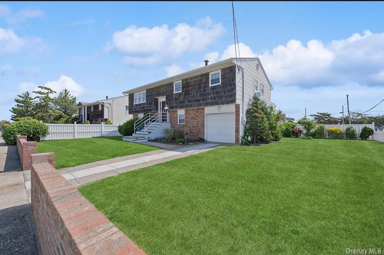 Single Family Acapulco Street  Nassau County, NY 11509, MLS-1056175-2