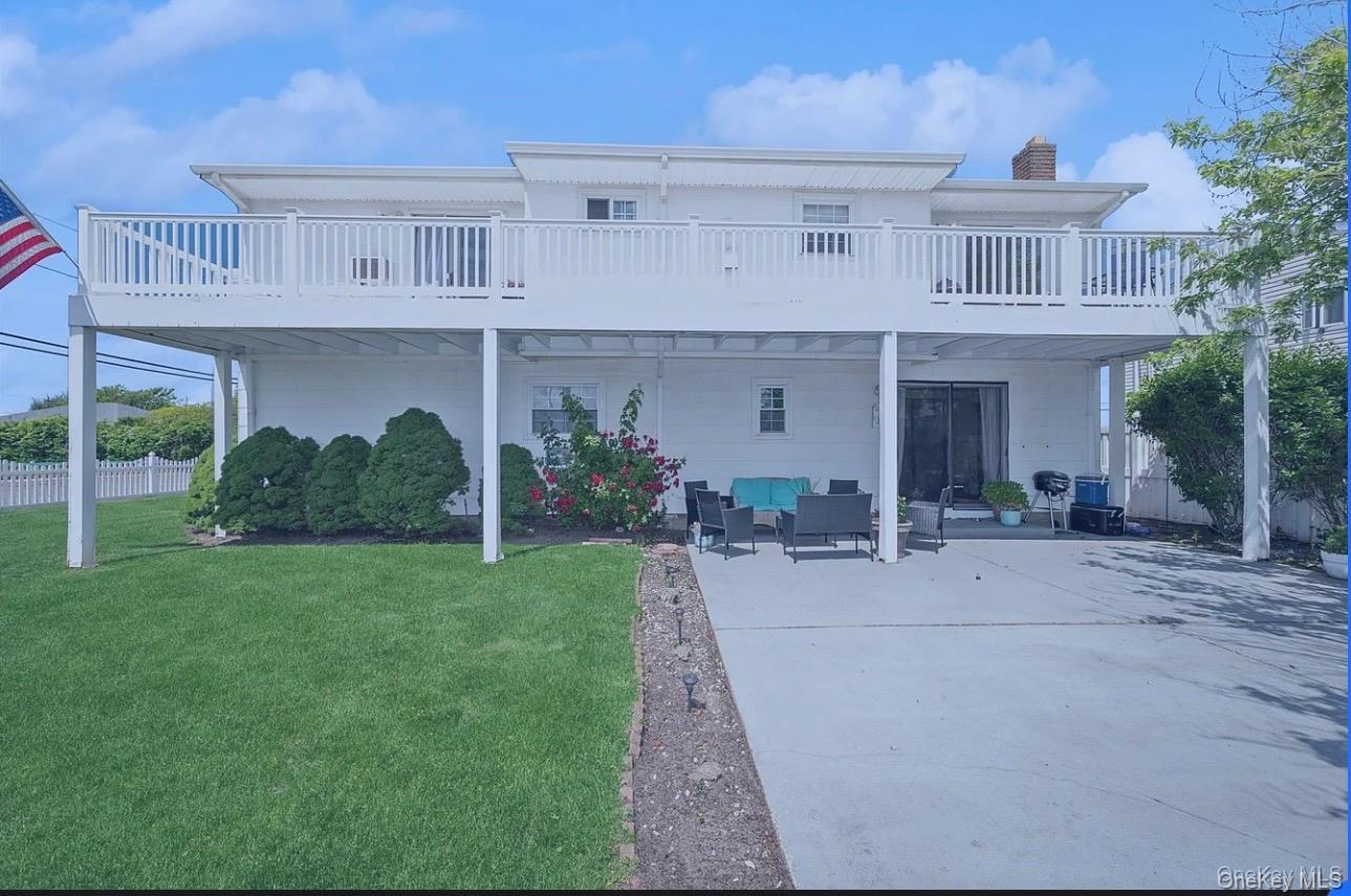 Single Family Acapulco Street  Nassau County, NY 11509, MLS-1056175-4