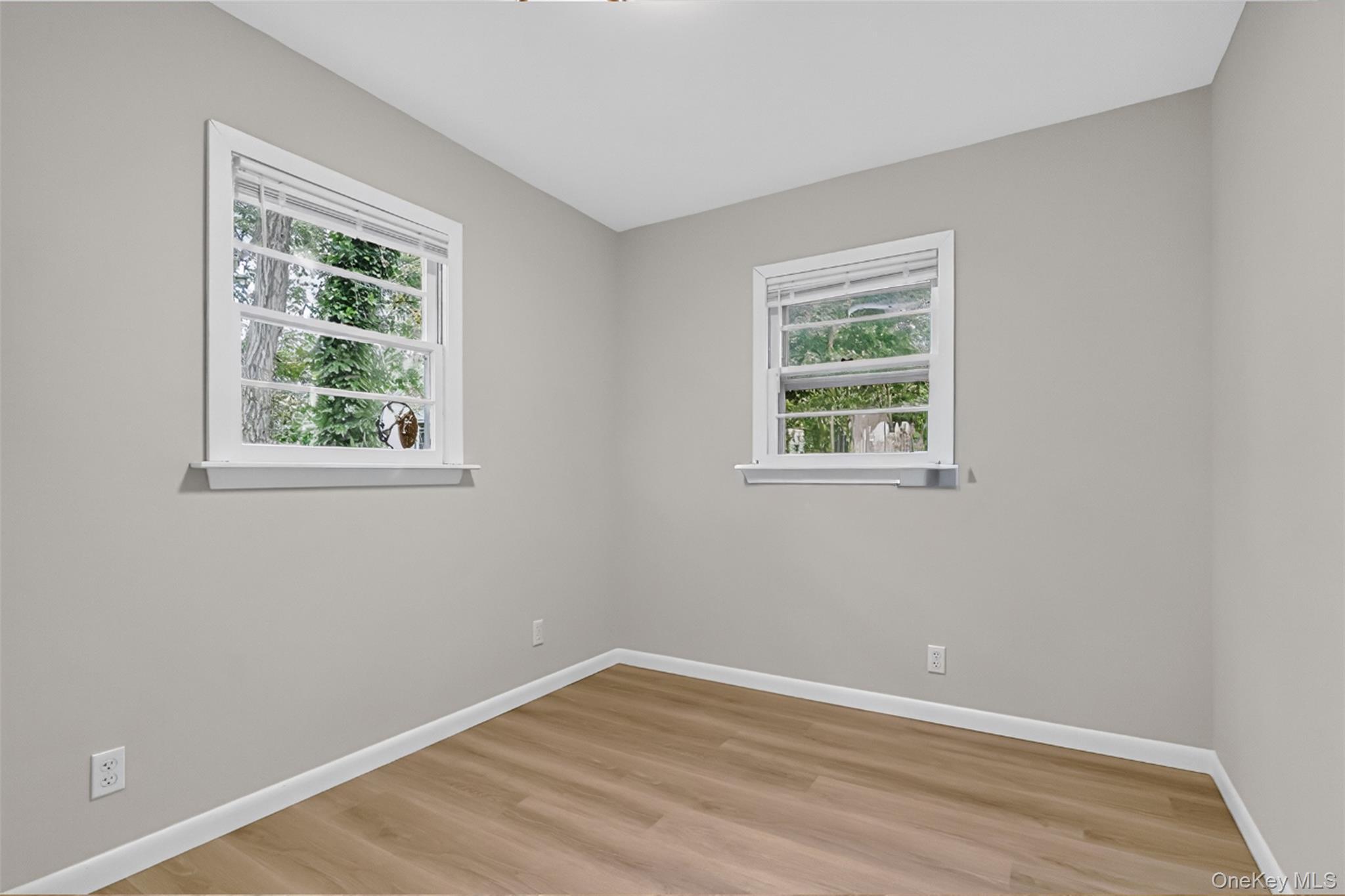 Single Family Lake Promenade Suffolk County, NY 11779, MLS-1056187-12