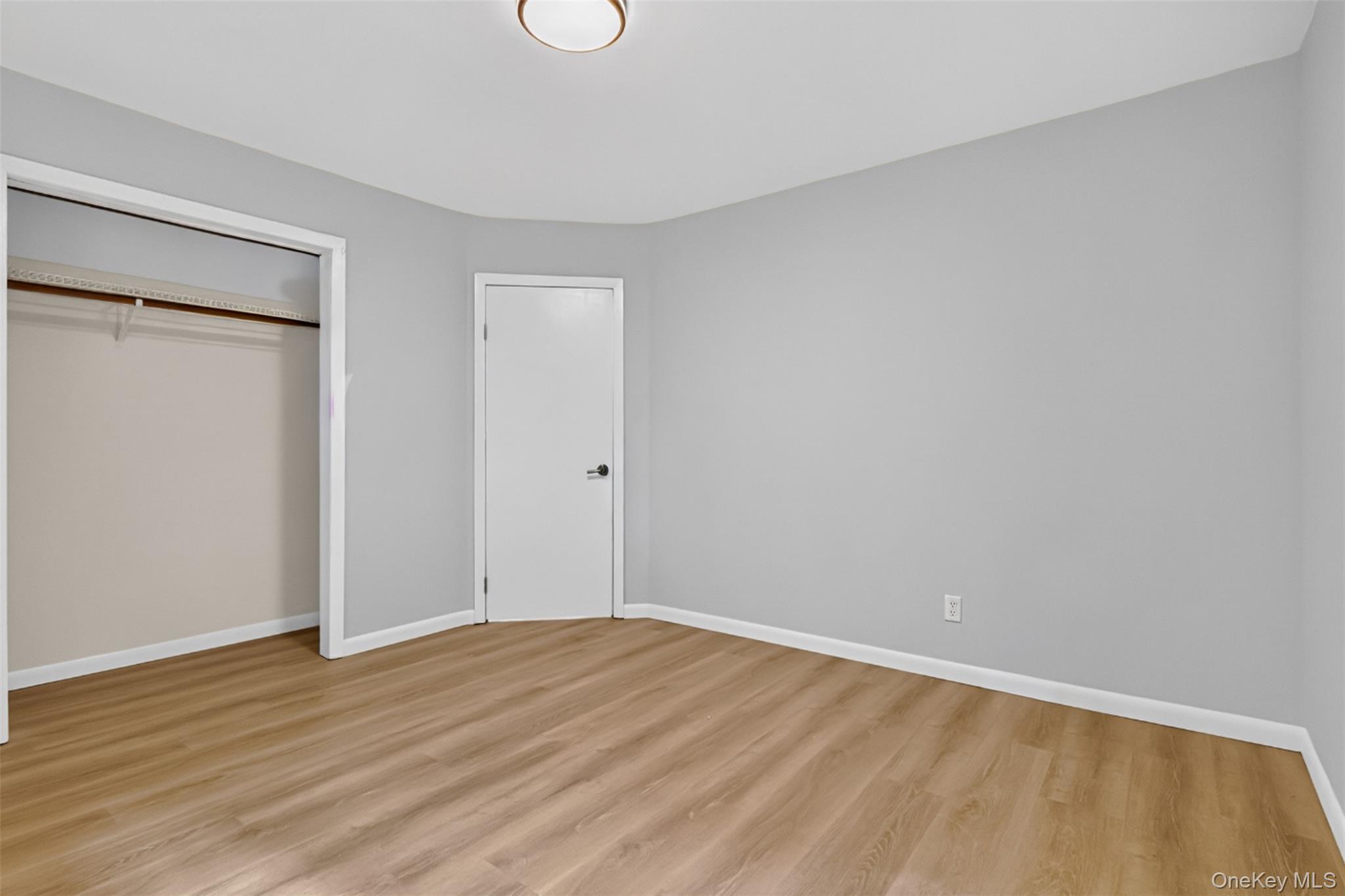 Single Family Lake Promenade Suffolk County, NY 11779, MLS-1056187-7