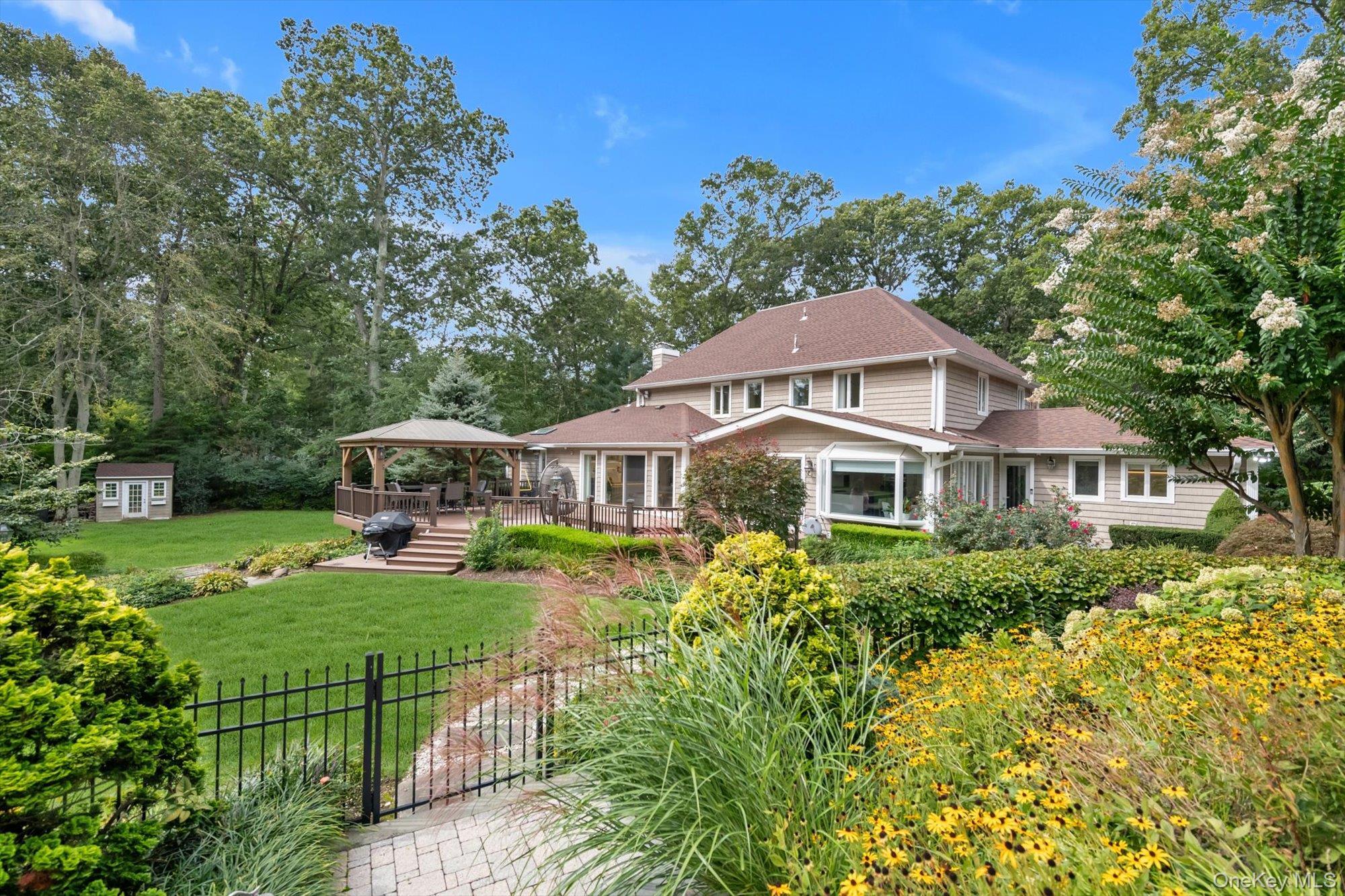 Single Family Belvedere Drive Nassau County, NY 11791, MLS-1056191-29