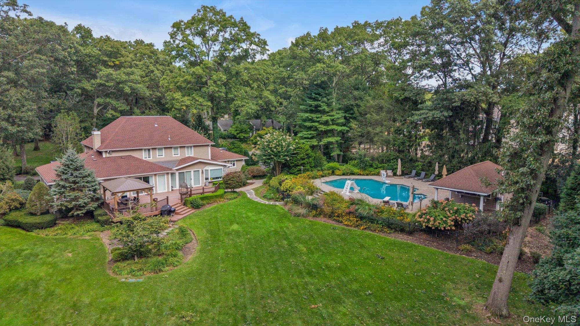 Single Family Belvedere Drive Nassau County, NY 11791, MLS-1056191-32
