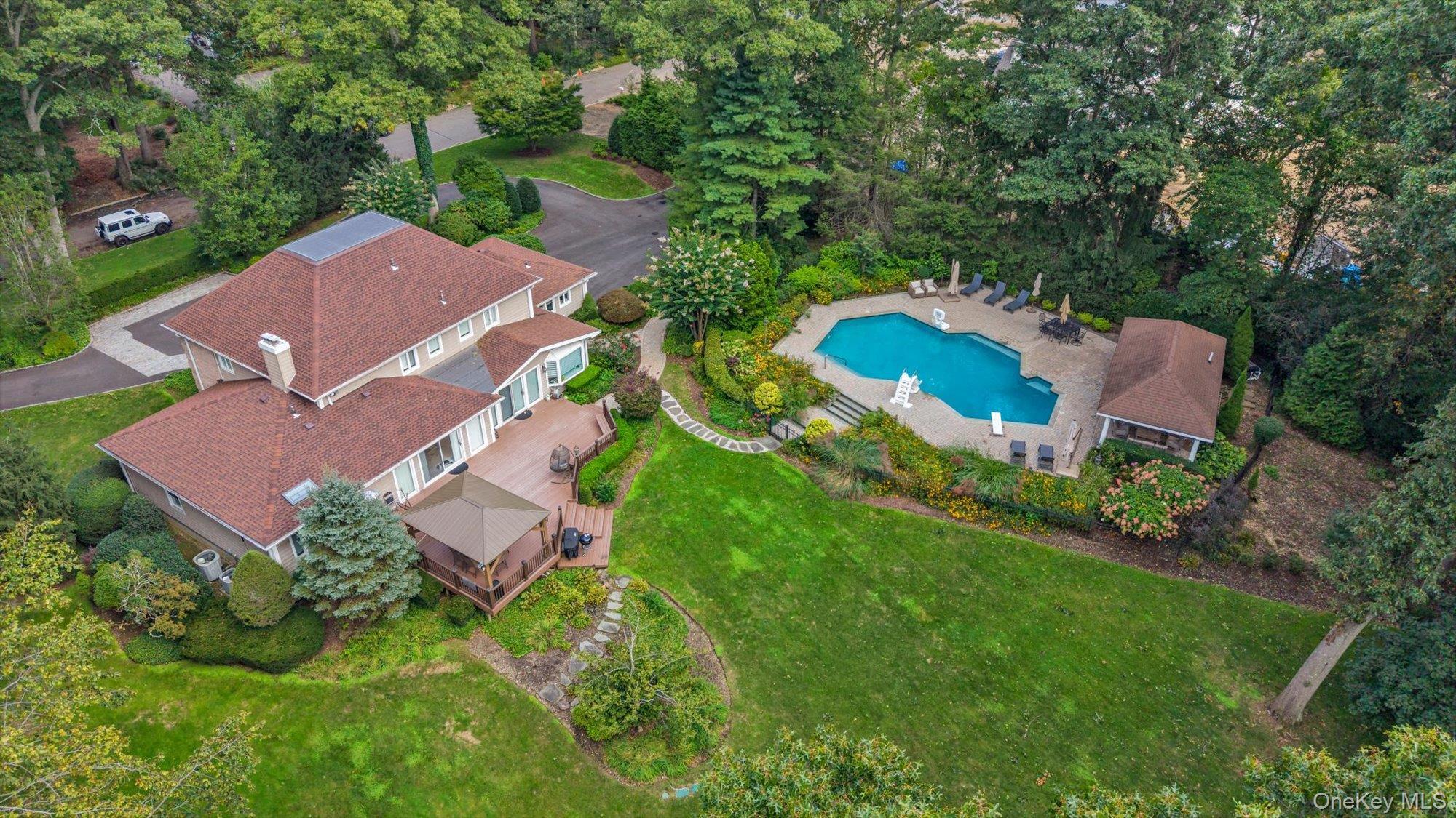 Single Family Belvedere Drive Nassau County, NY 11791, MLS-1056191-39