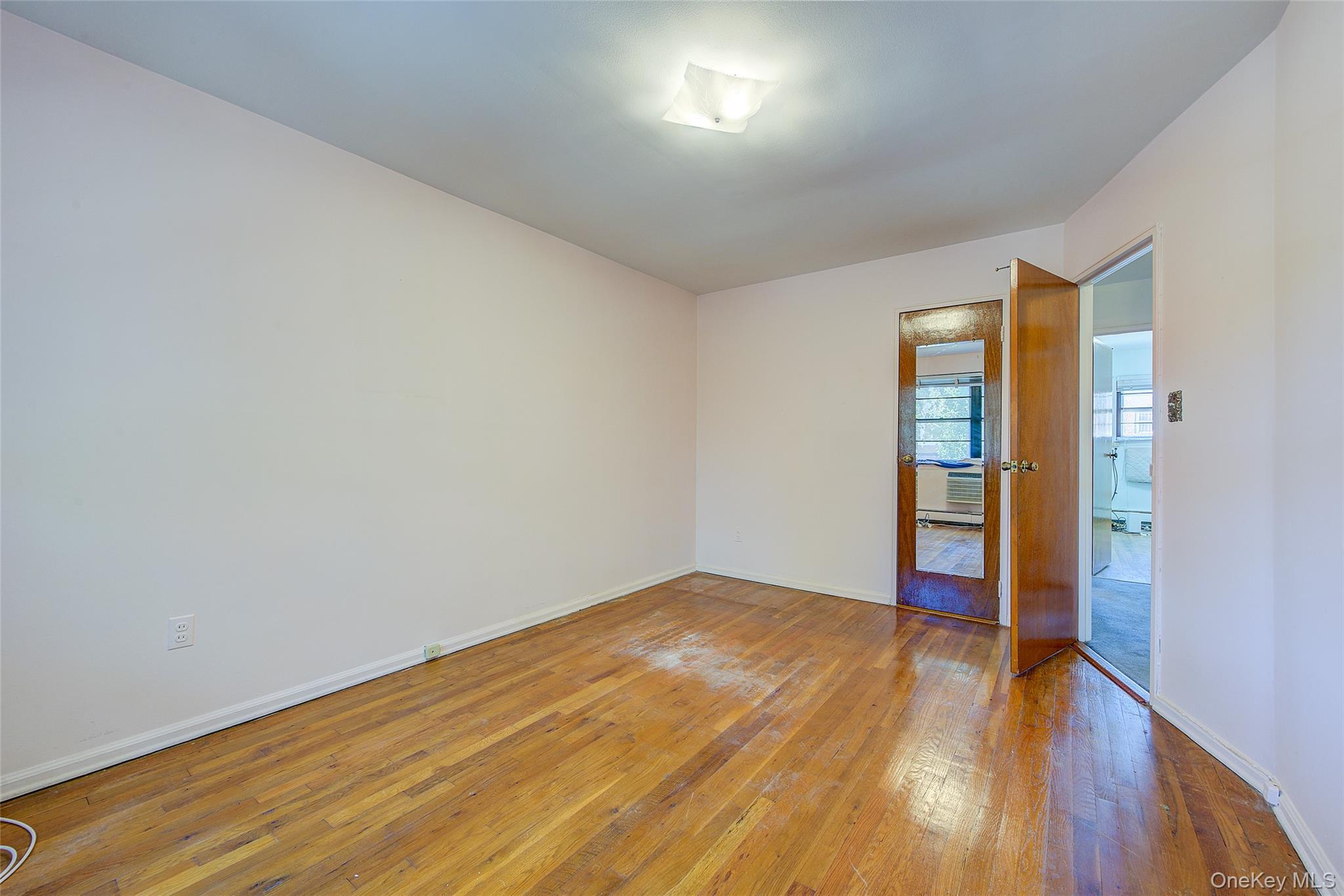 Single Family 76th Street  Queens, NY 11370, MLS-1056196-26